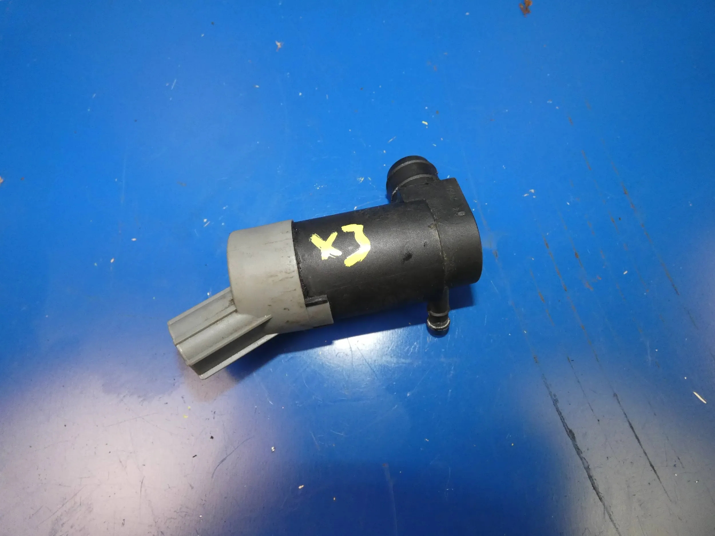 Jaguar XJ X351 XF X250 pump washers