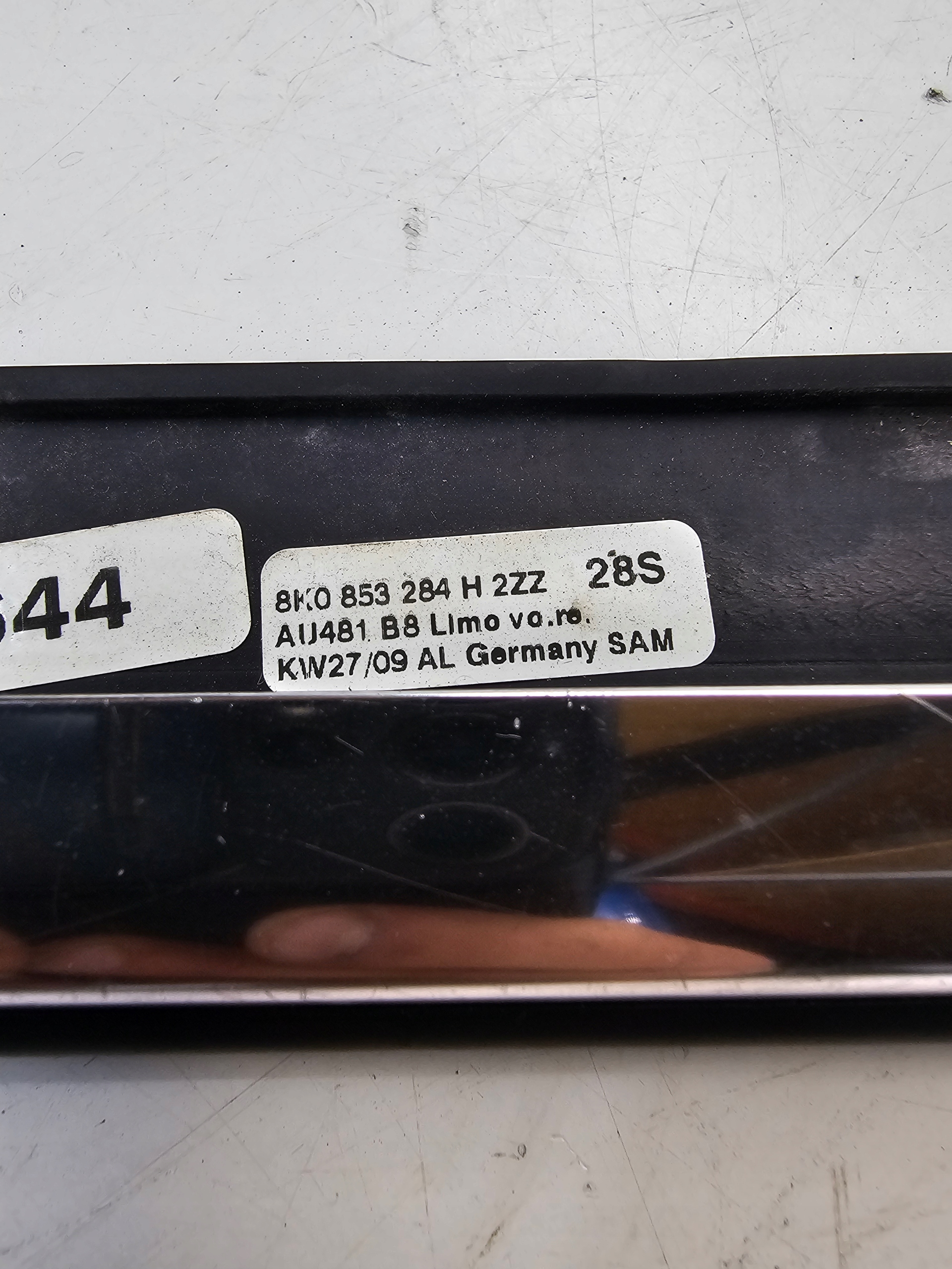 lišta CHROM dveře AUDI A4 B8 PP 8K0853284H