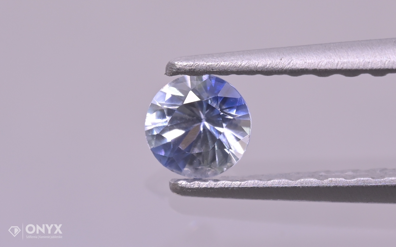 Fazetovaný safír kulatý fi 3,5 mm