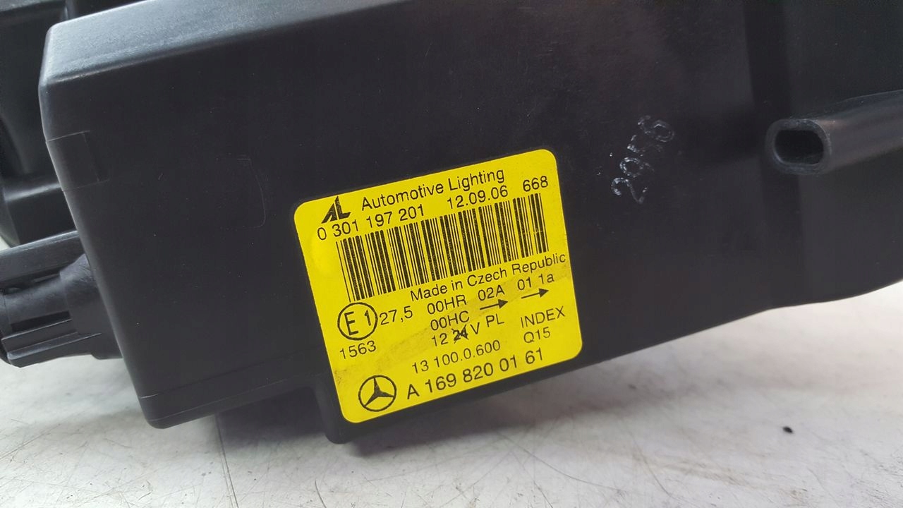 licht vorne vorne links Mercedes W169