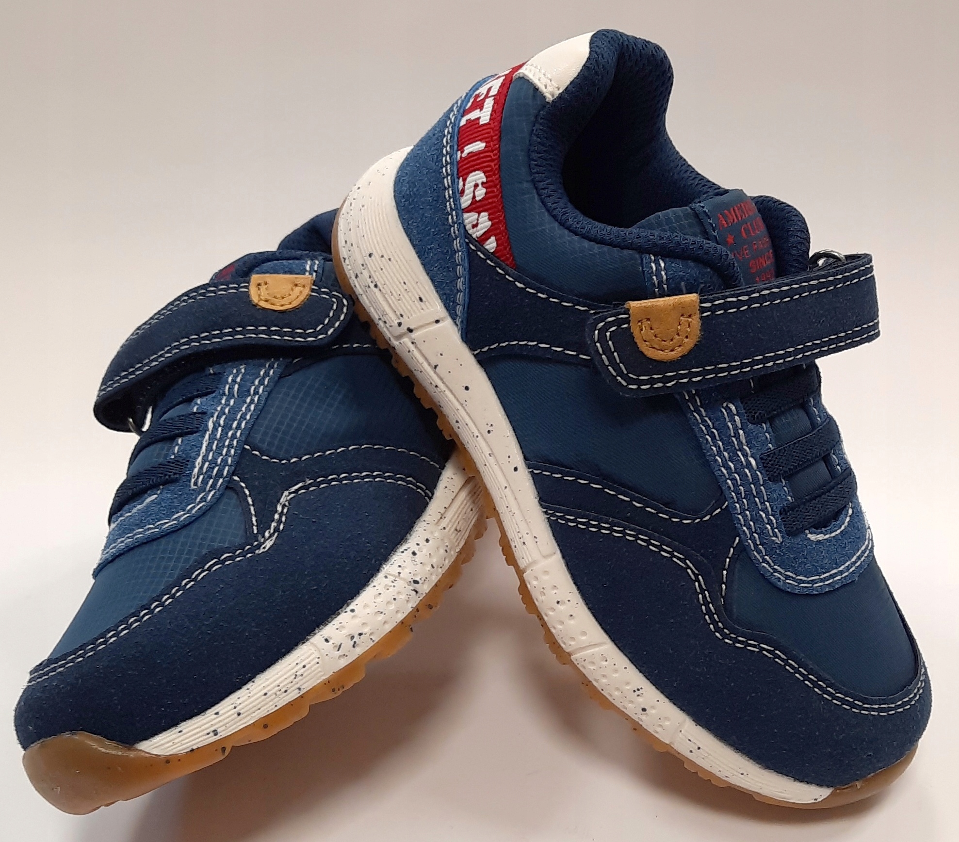 ADIDASY PÓŁBUTY BUTY SPORTOWE SIATKA 31 W 20,00 CM Marka American Club