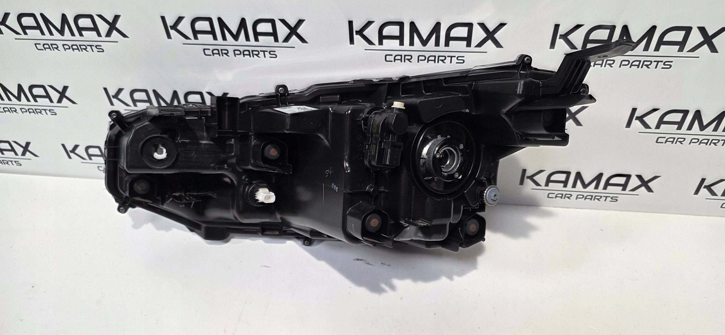 Reflektor right side Toyota Yaris Cross KOITO0D310
