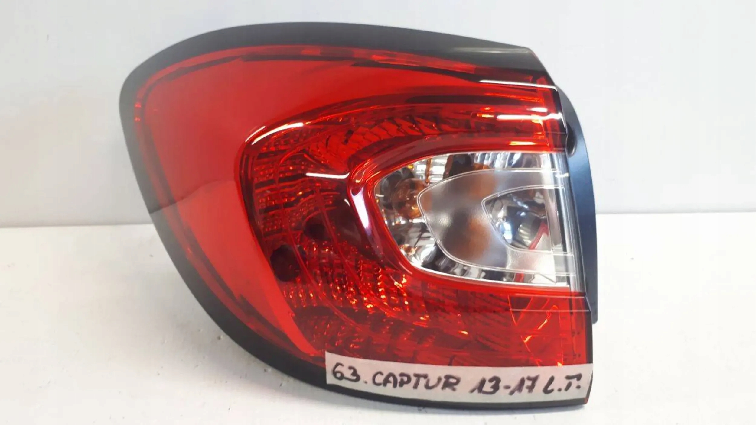 RENAULT CAPTUR 2013-2017 light left rear part