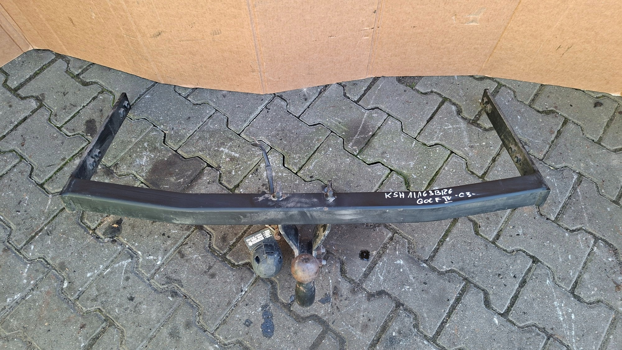 tow VW GOLF IV