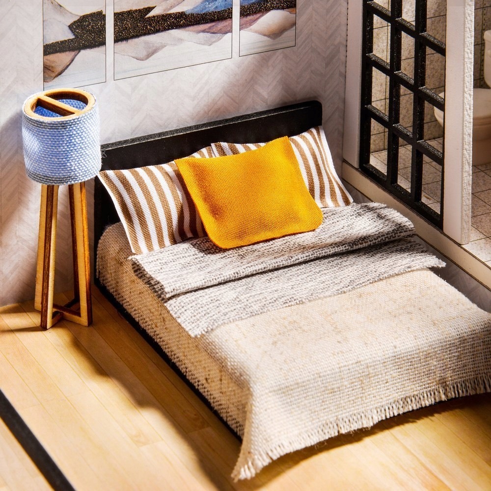 LITTLE STORY Składany Drewniany Model LED - Claudia's Apartment Marka inna