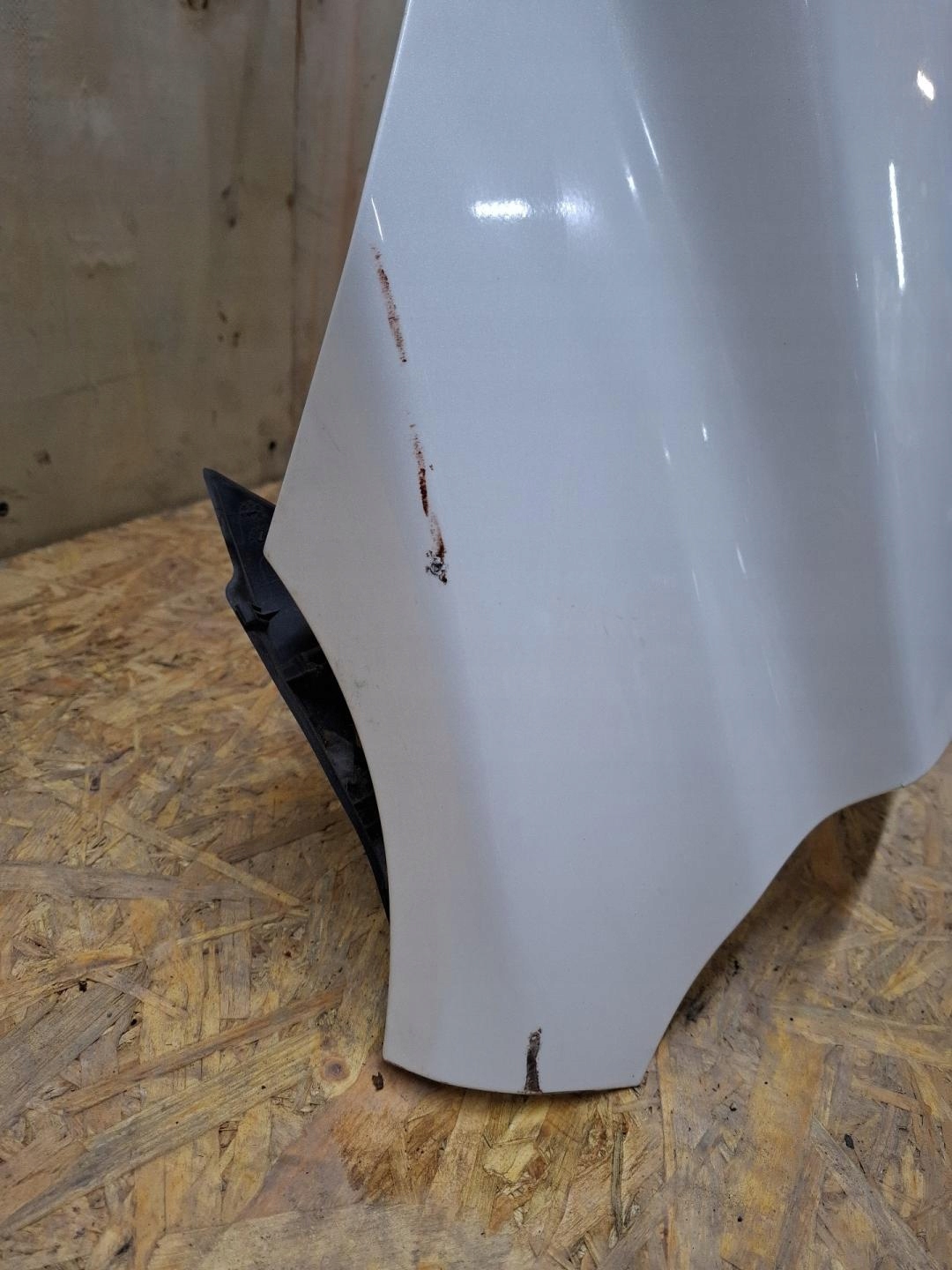 fender front right side Mazda 6 3 2014