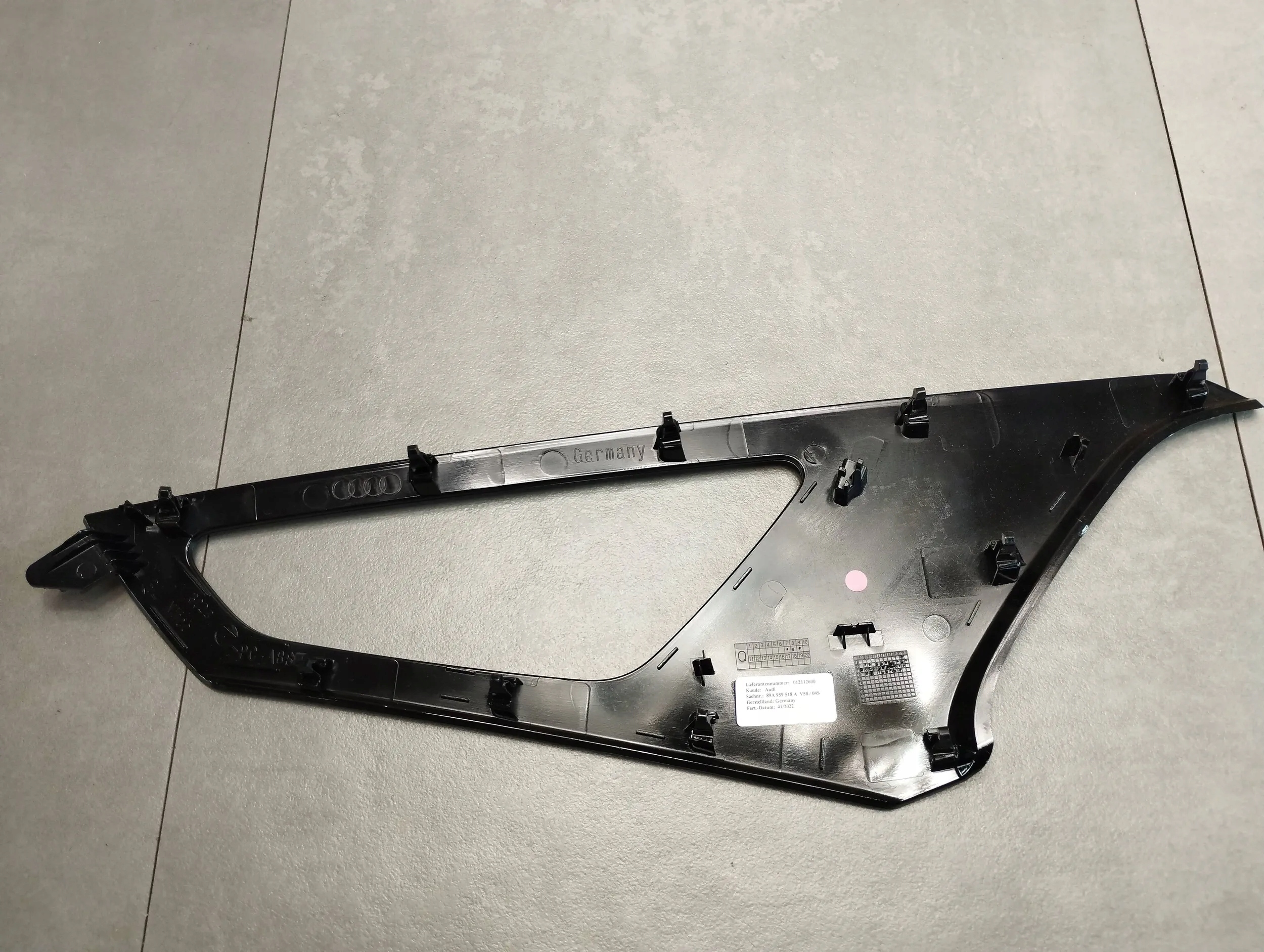 Audi Q4 e-tron frame przelacznika 89A959518A