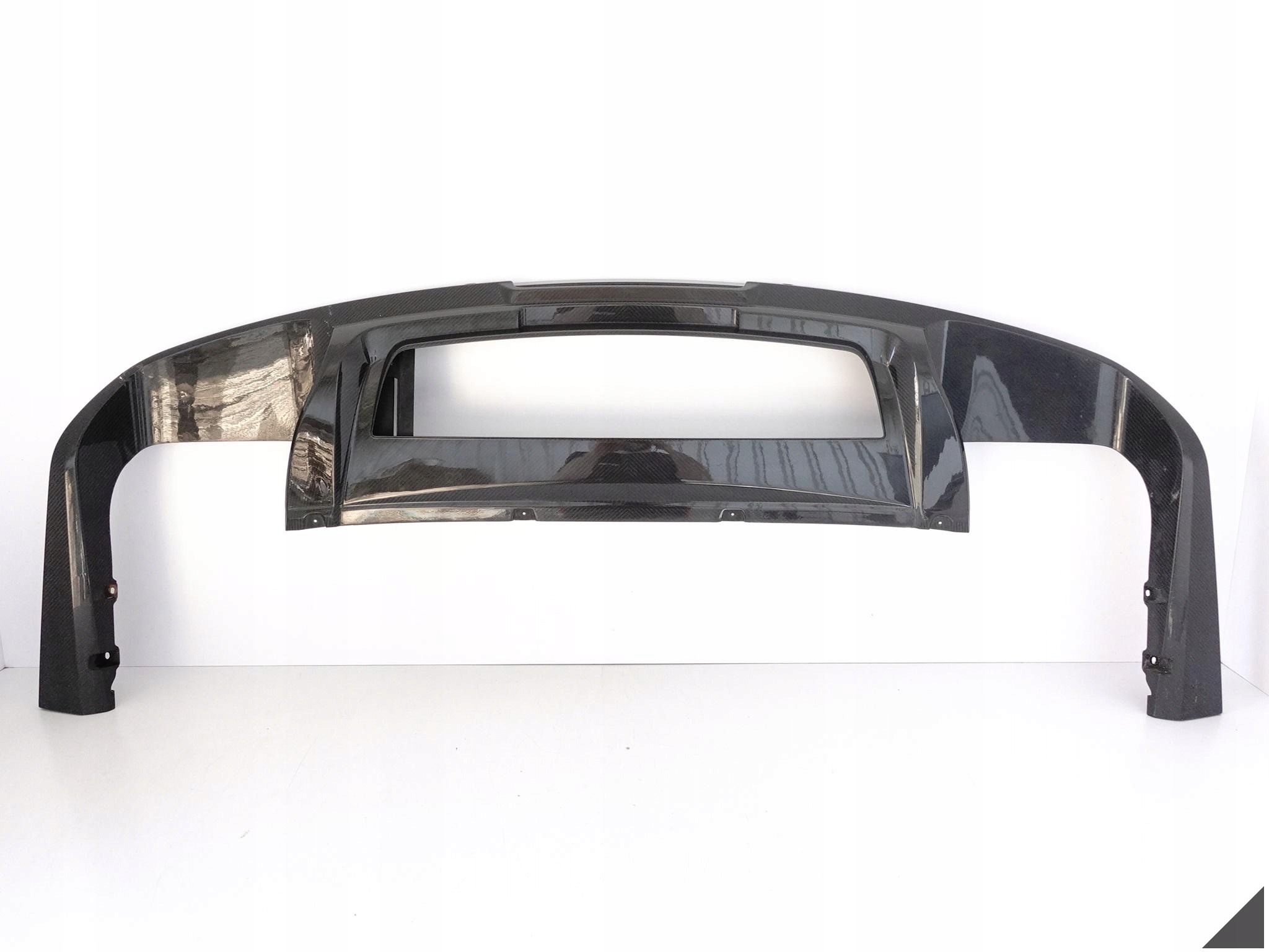 BENTLEY BENTAYGA 36A 15- CARBON bumper SPOILER diffuser rear part damaged