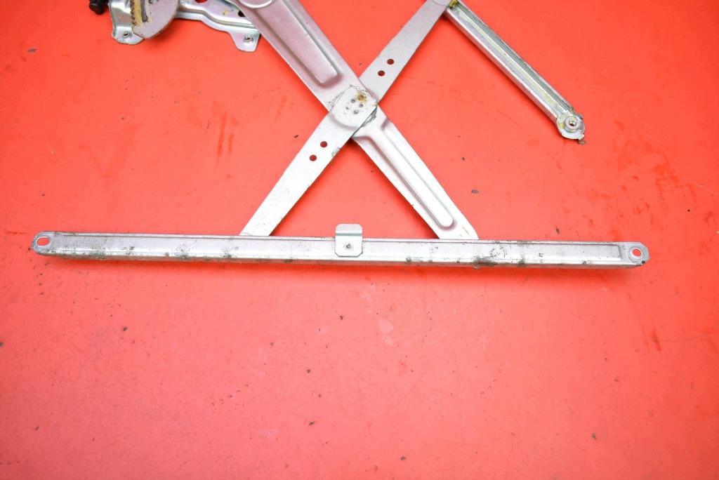 window regulator left front EU 83530-63J00 SUZUKI SX4 1 and 06-14