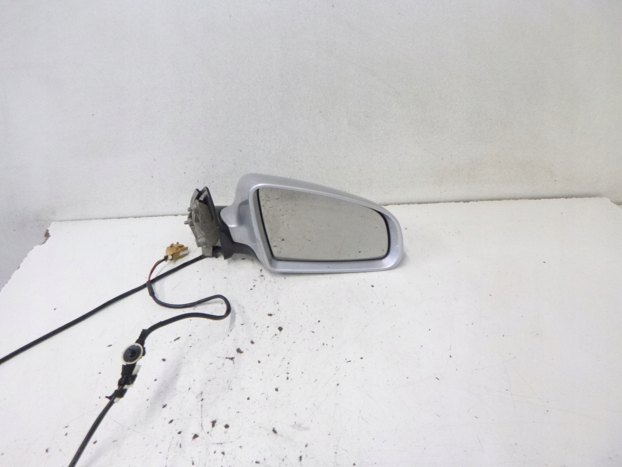 mirror right Audi A4 B6 LY7W 5 Pin 2004r. Kombi