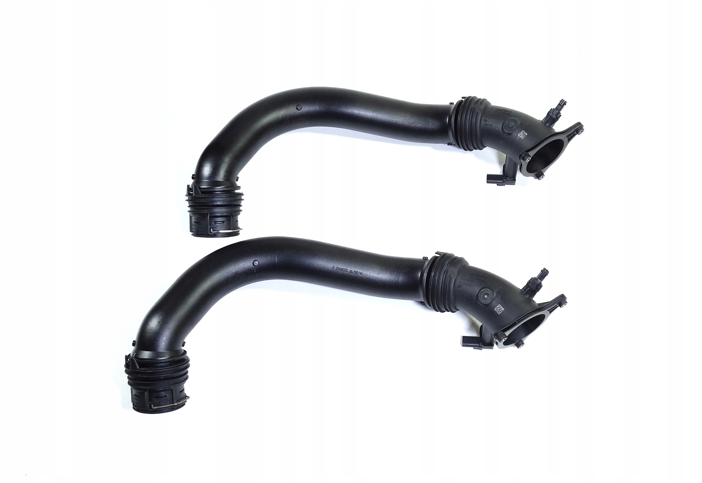 BMW F30 31 32 33 воздуховод 13718601683