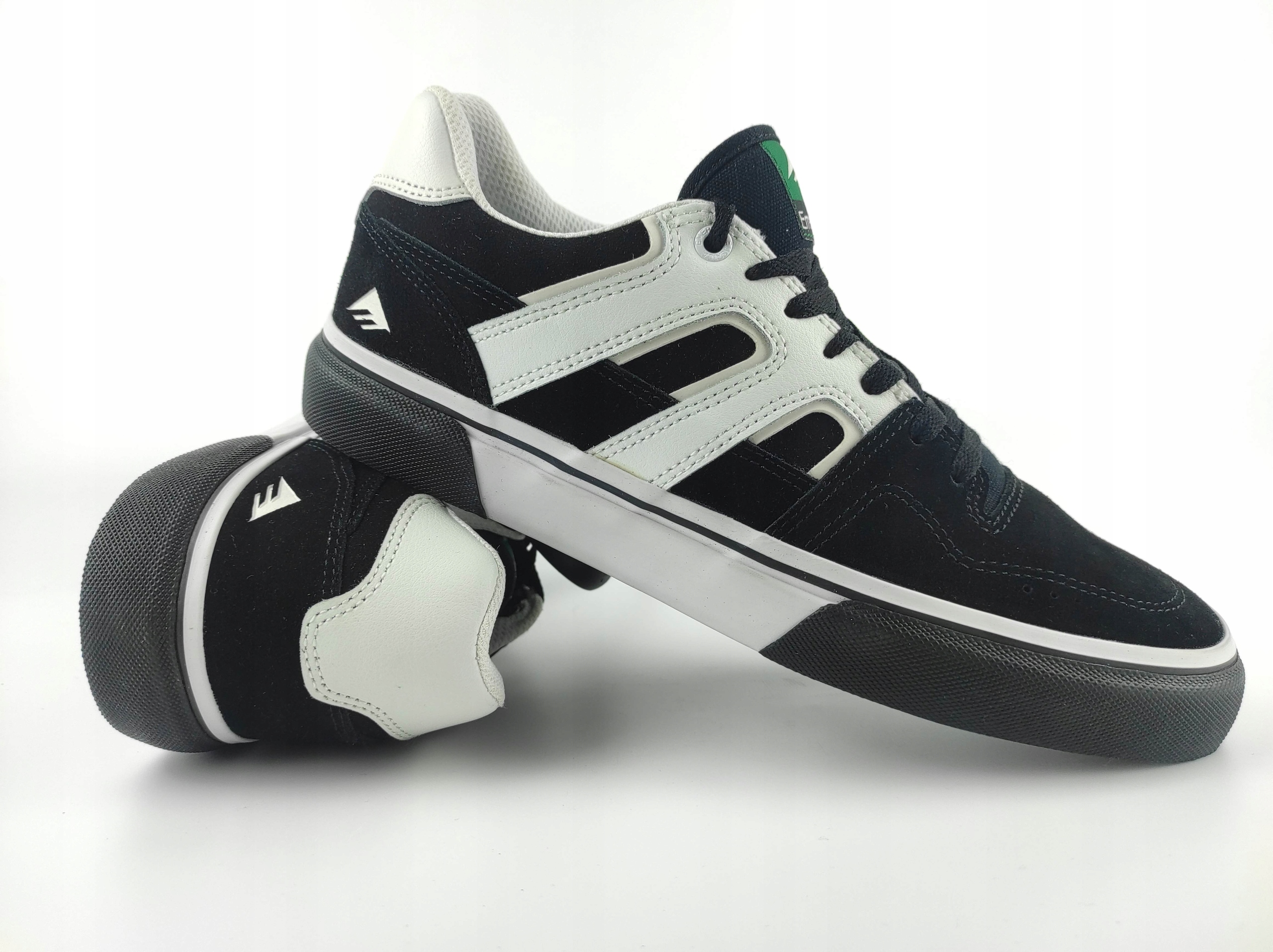 98 Pánské Boty Emerica Tilt G6 Vulc black/white 6101000138-976 vel. 42