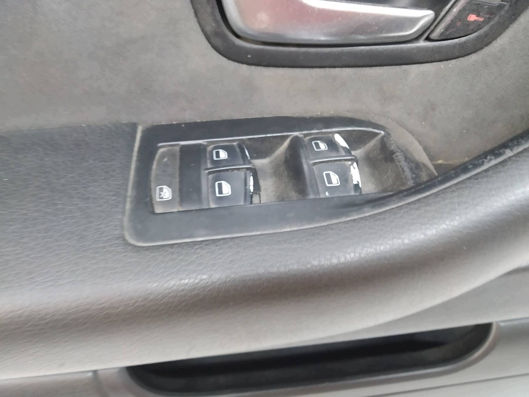 upholstery side left front driver´s Audi A8 II (2002-2010) D3