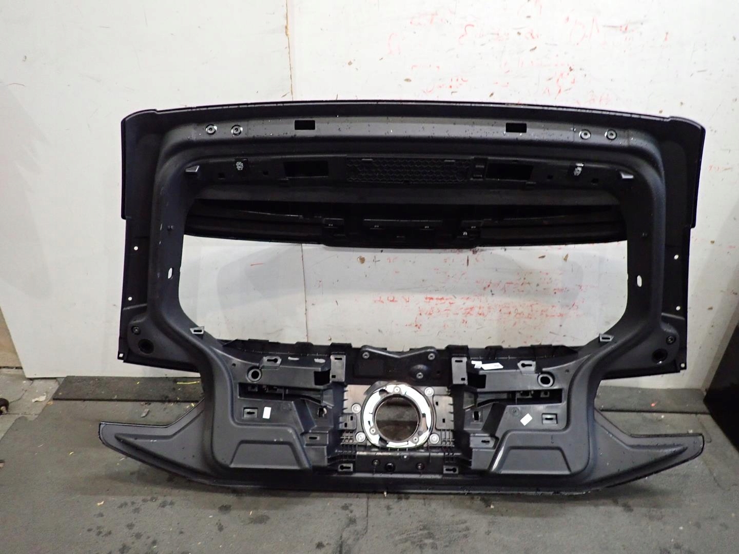 heckklappe kofferraumdeckel VW ID3 2020