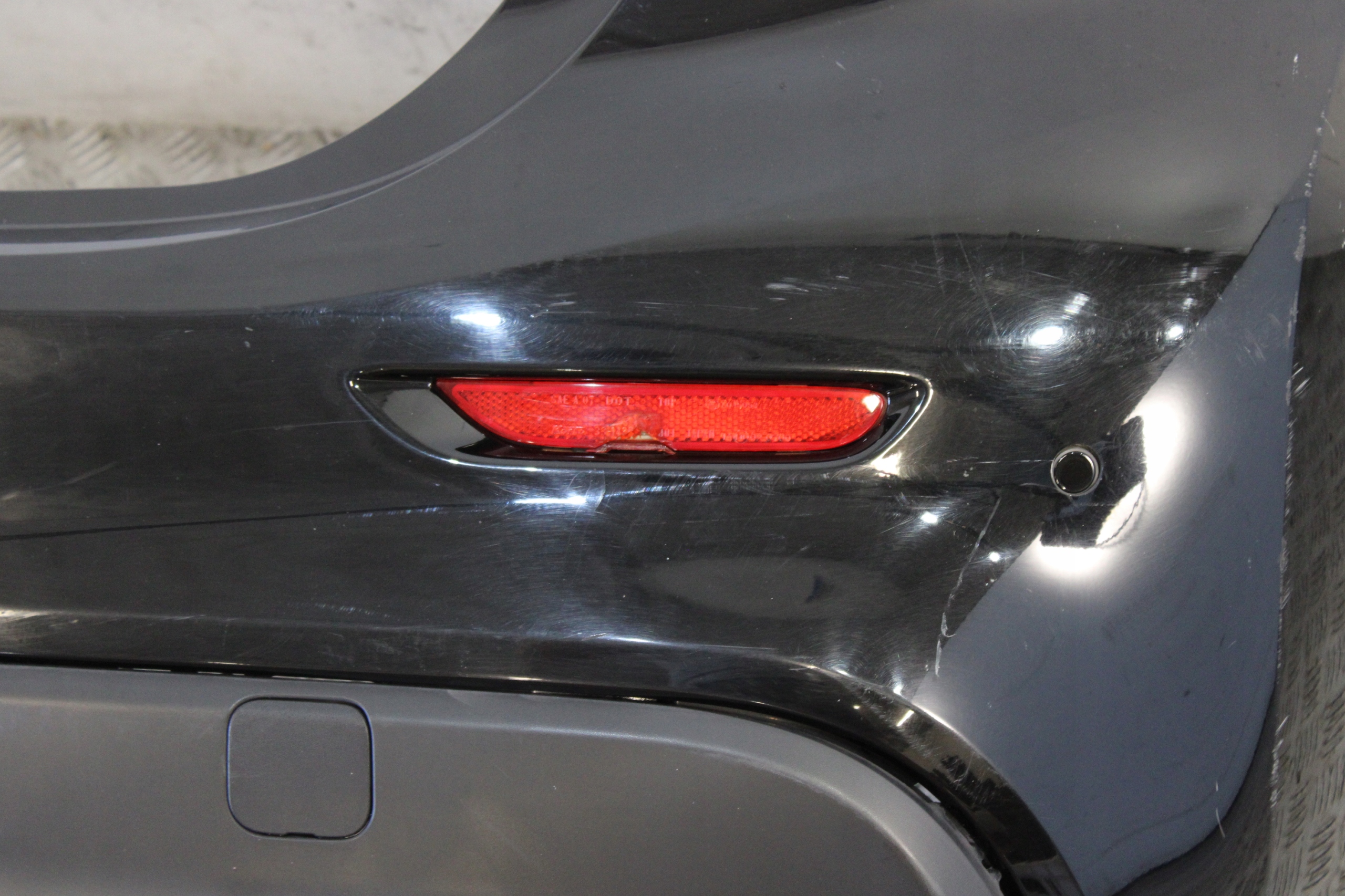 bumper rear part rear complete 4X PDC INFINITI Q30