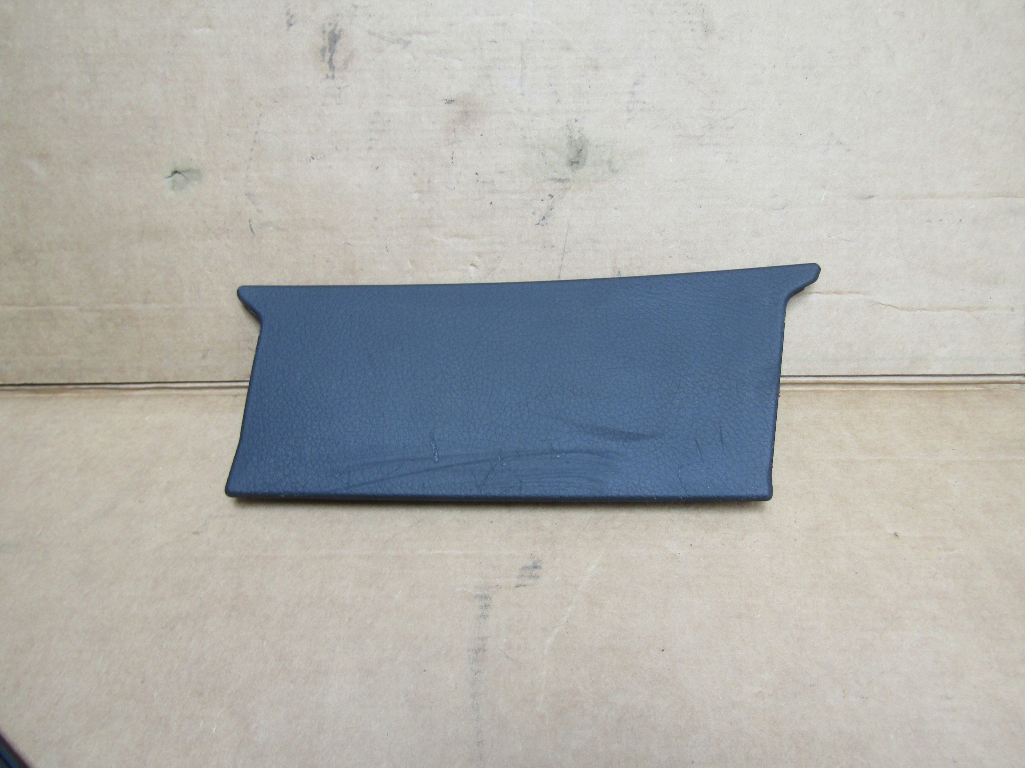 1 MERCEDES W211 TAPICERKA DRZWI OSLONA PRAWY PRZOD