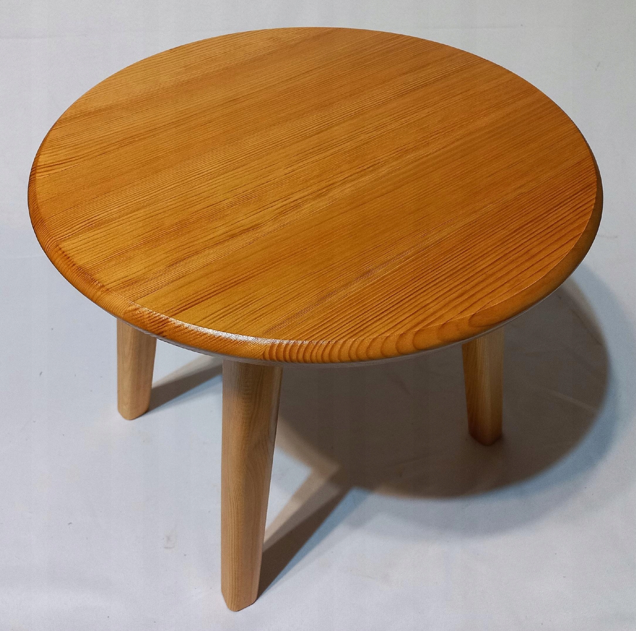 Konferenčný stolík Pw 60 cm Konferenčný Stolík Drevený Pwood Okrúhly 60 cm Jelša