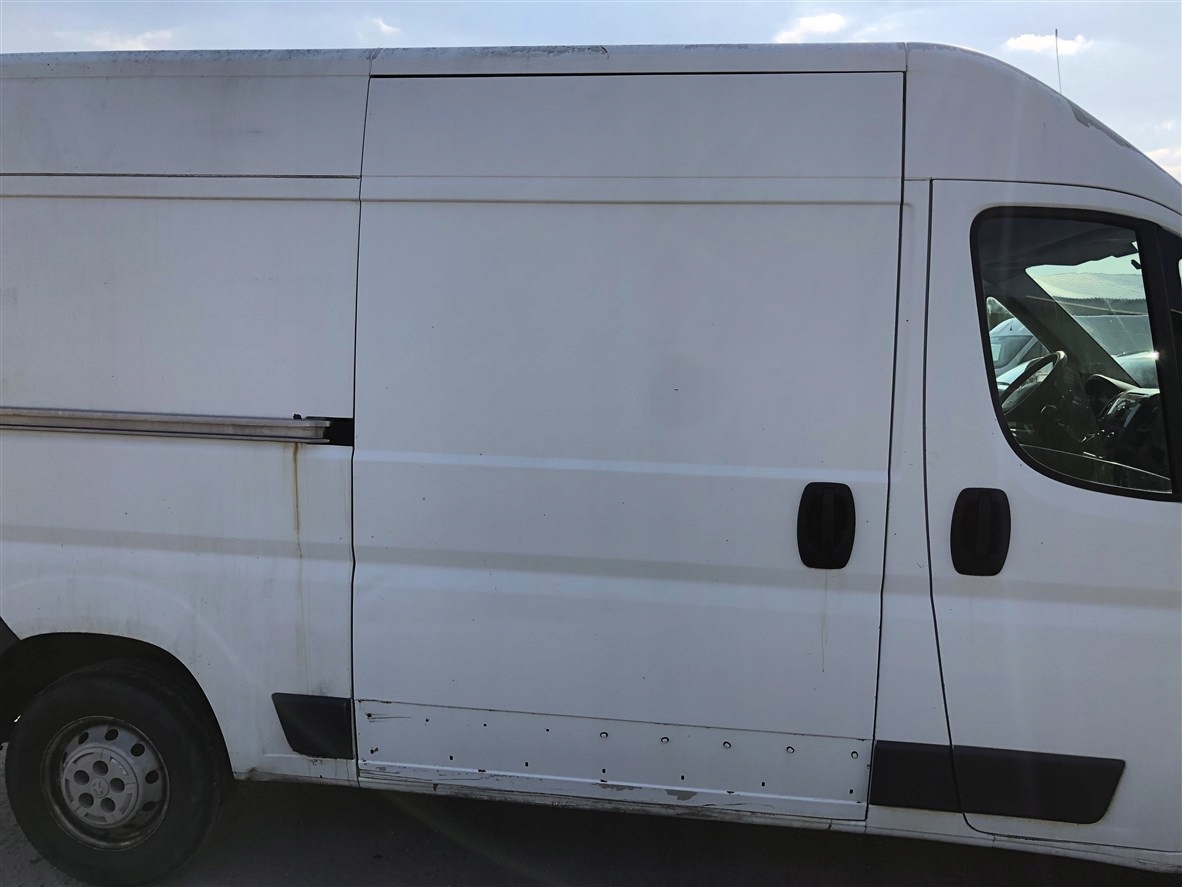 DRZWI PRAWE PRZESUWNE PEUGEOT BOXER III 06-23R.