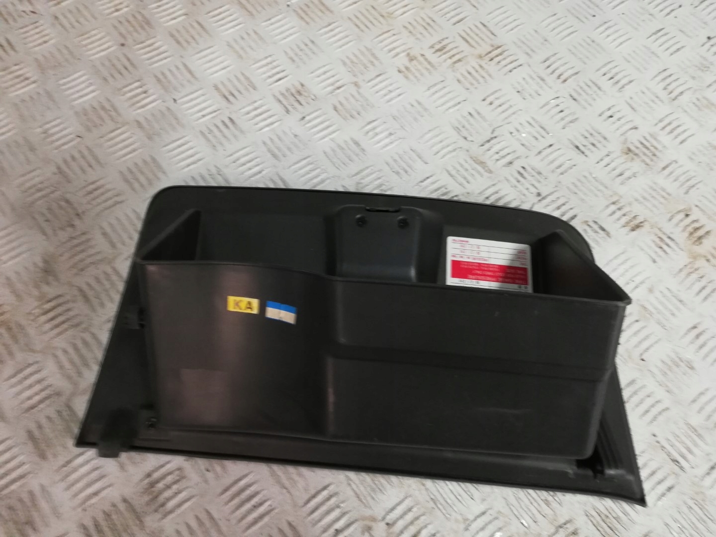 бардачок пассажира Chevrolet Aveo II