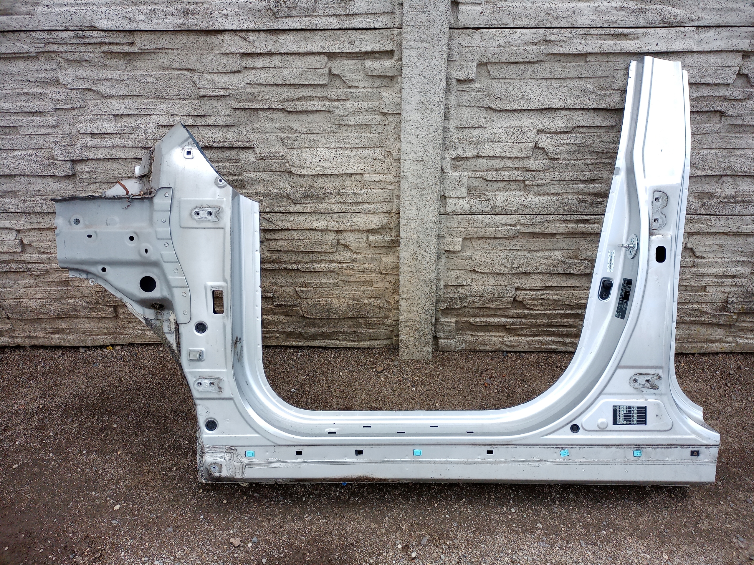 СТІЙКА ПЕРЕДНІЙ ПОРІГ ЛІВИЙ HYUNDAI Ix35s