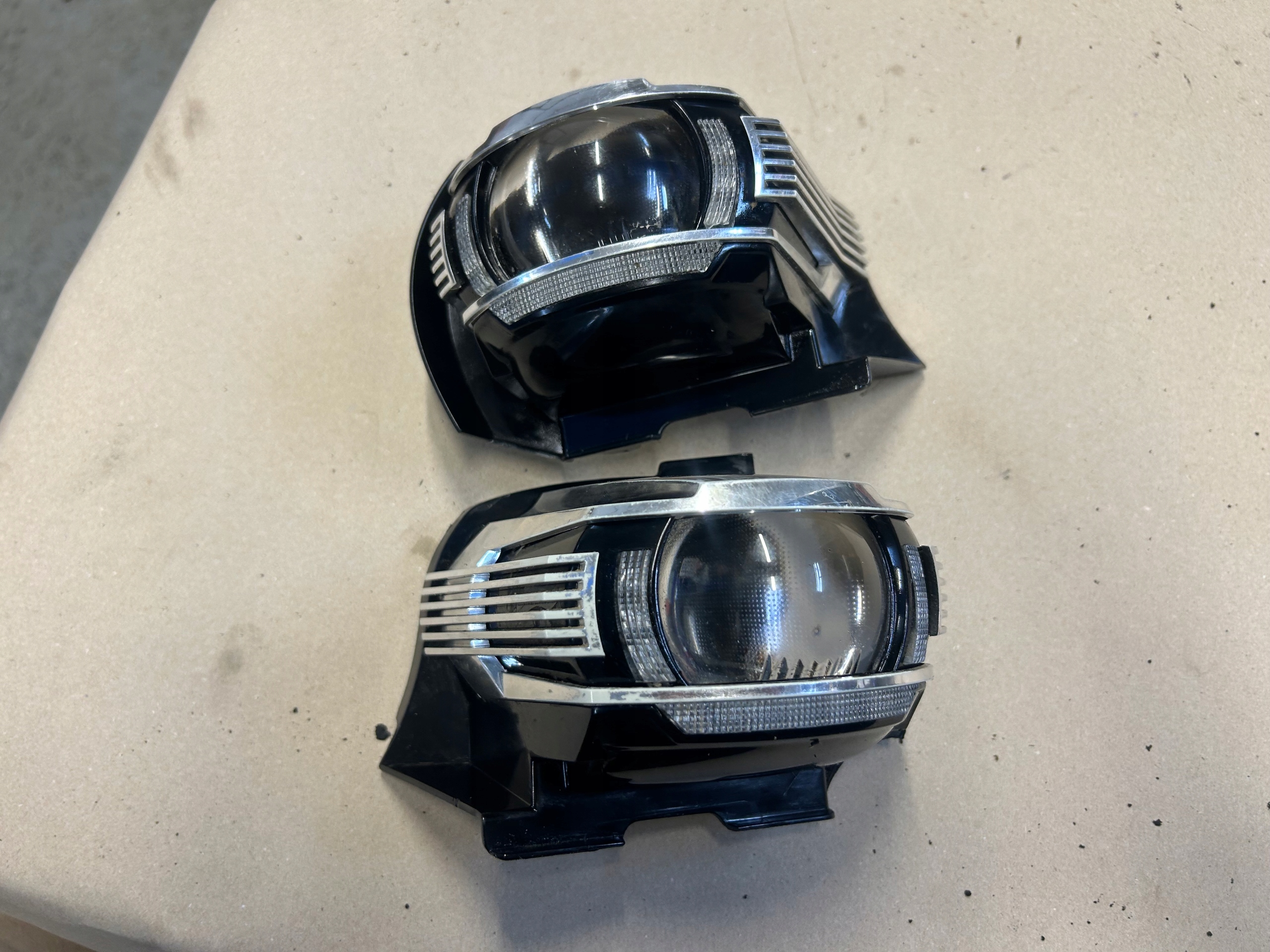 VW PASSAT B8 lens lights LED