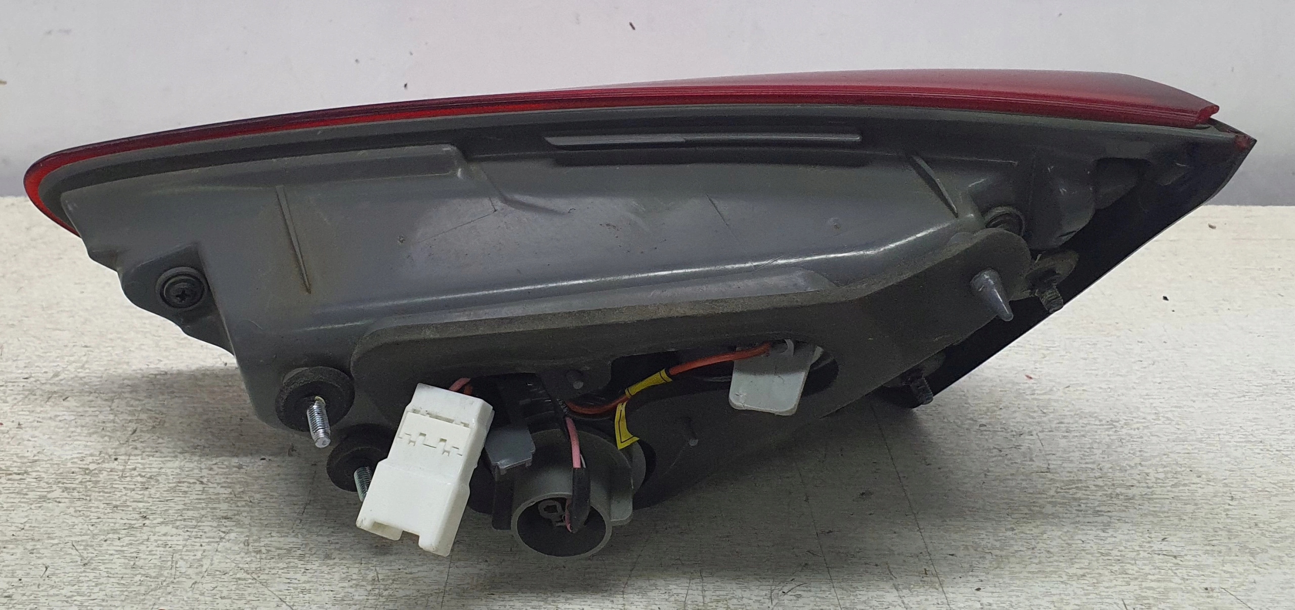 light left rear part Hyundai i30 II left to the bonnet 2013