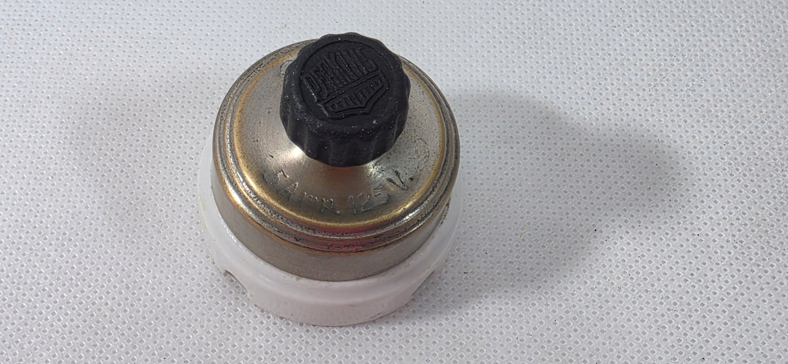 SANCOR PERKINS STARY WŁĄCZNIK PORCELA/METAL/PLASTIK