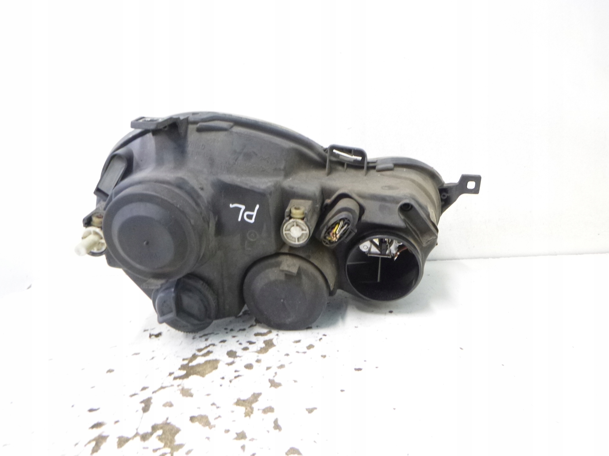 light front left Volkswagen Polo 9N1 2002r. 6Q1941007 VALEO