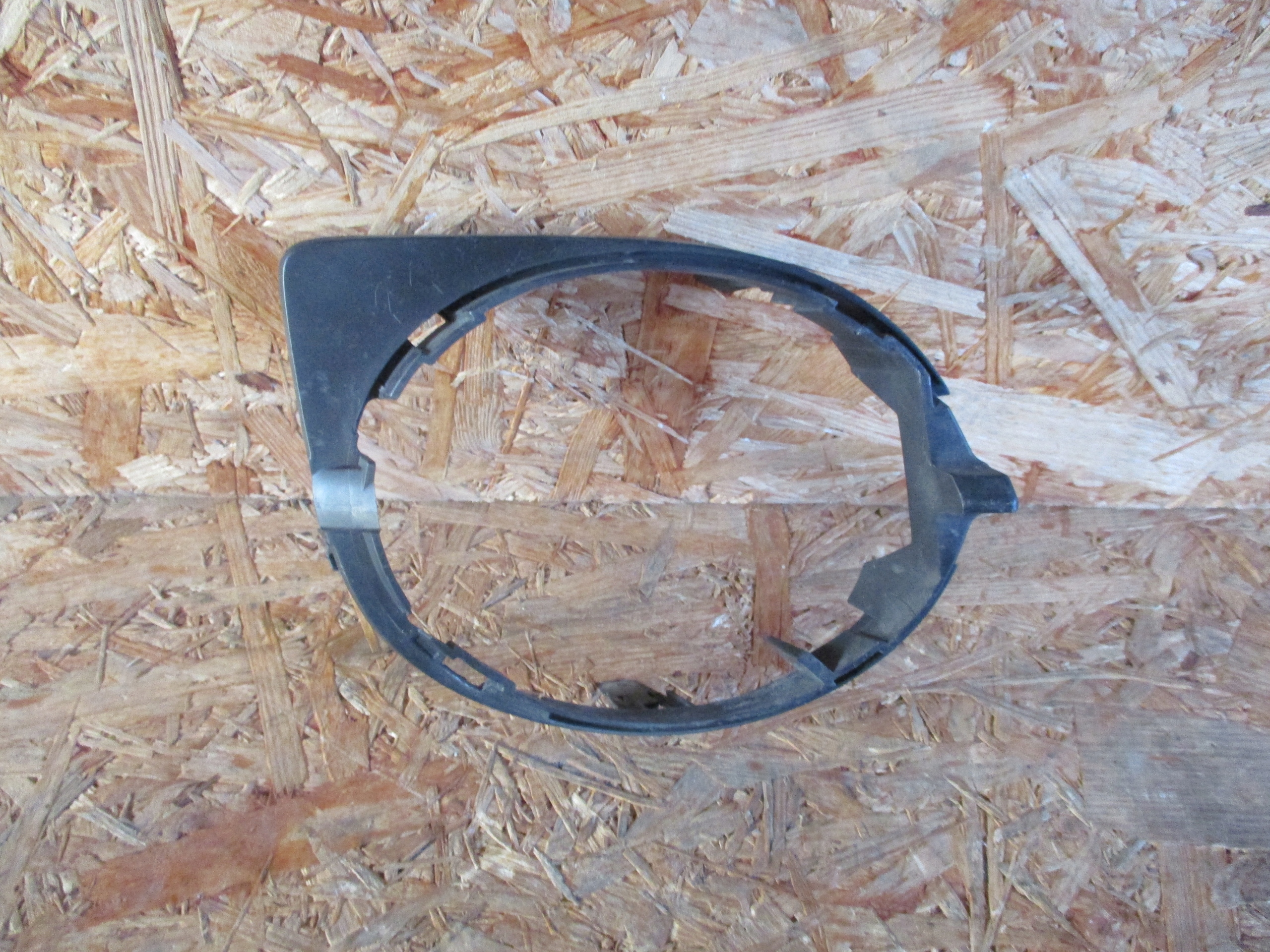 52030-42010 52125-42040 - РЕШЕТКА ПРАВОГО БАМПЕРА TOYOTA RAV4 III LIFT