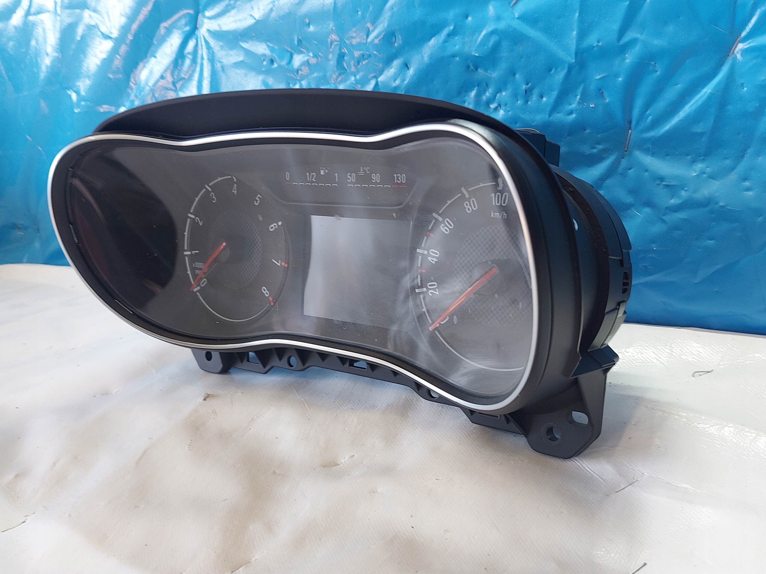 dials clock OPEL CORSA E 2017R 1.4 B 391294667