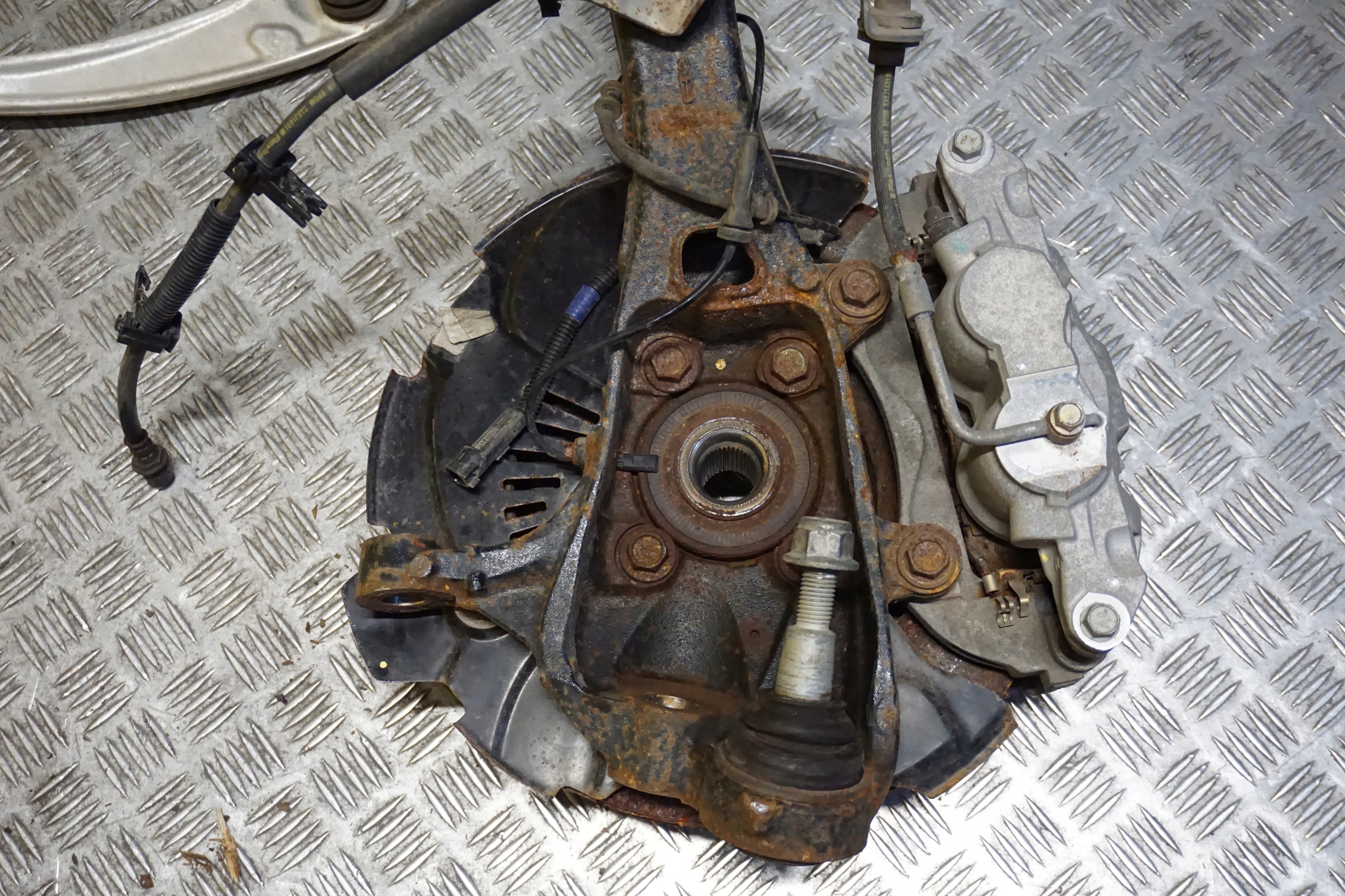 LINCOLN AVIATOR 2020 - 2024 поворотный кулак перед америка