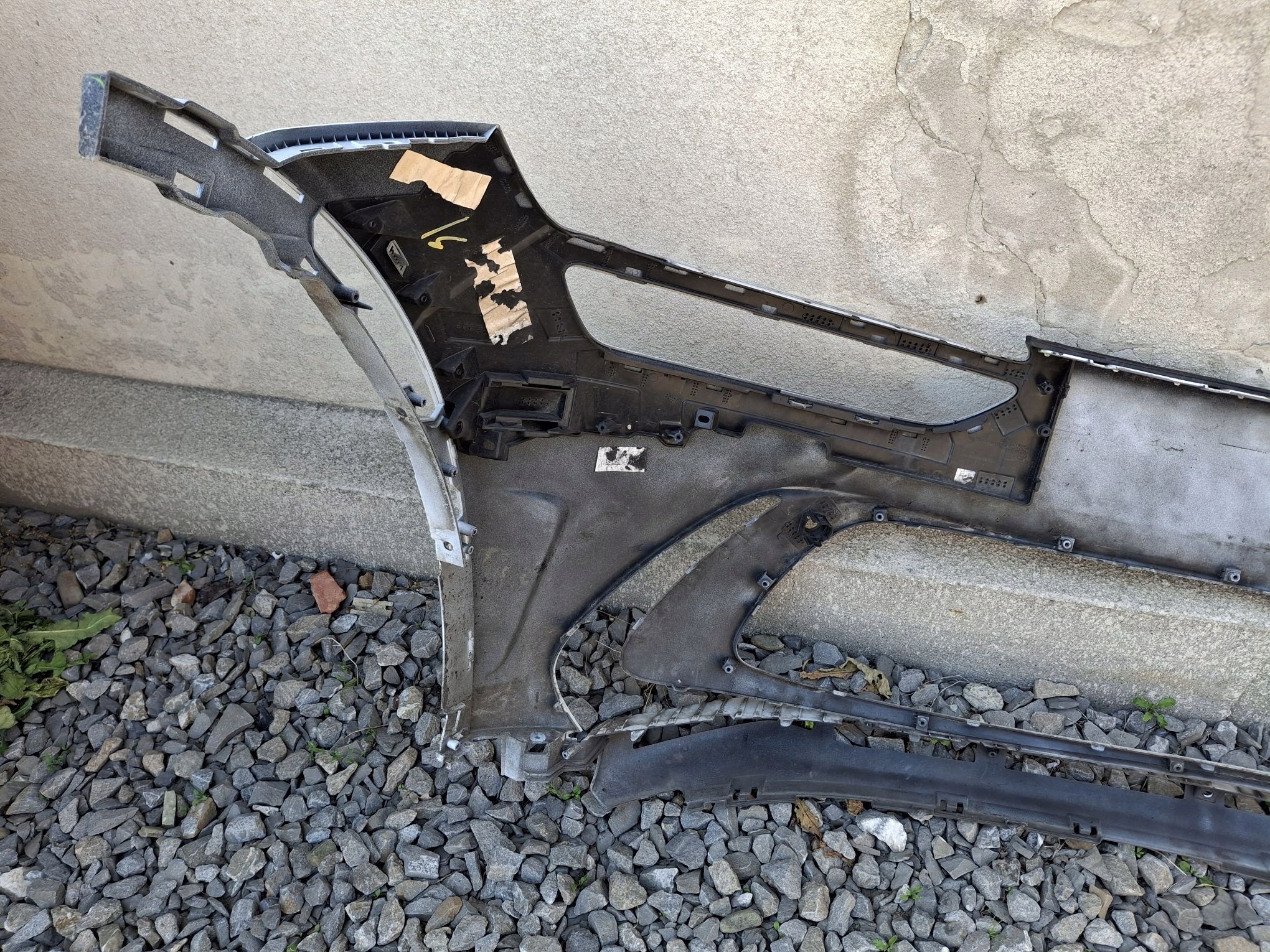 Pare chocs avant GENESIS GV60 2021R->