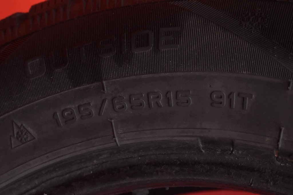 tyre tyres 2 pcs OVATION winter 195/65/15 24R
