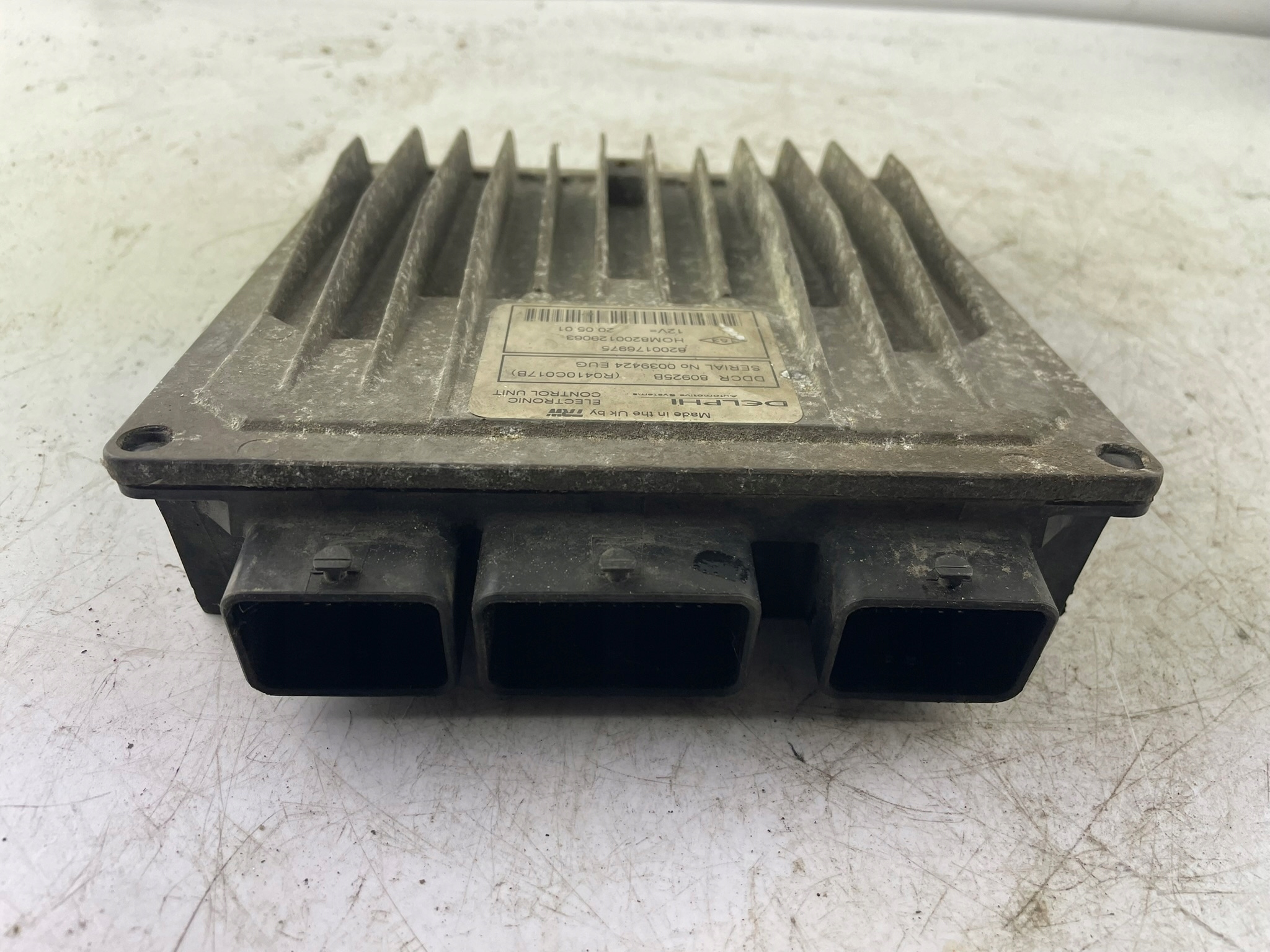 control unit of the engine 8200176975 80925B Renault Clio II 1.5 dCi