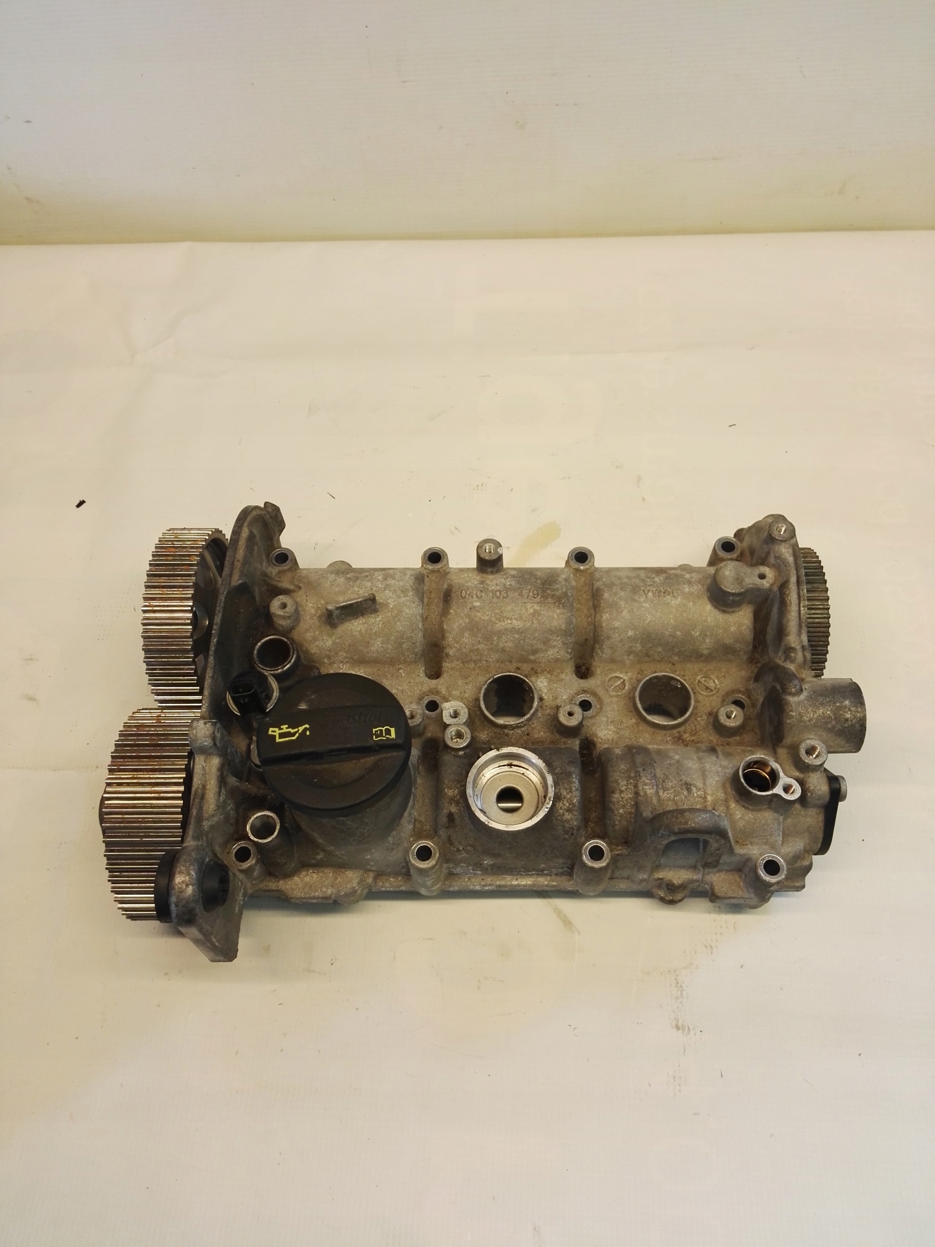 POKRYWA ZAWORÓW WAŁKI 1.0MPI VW AUDI 04C103479