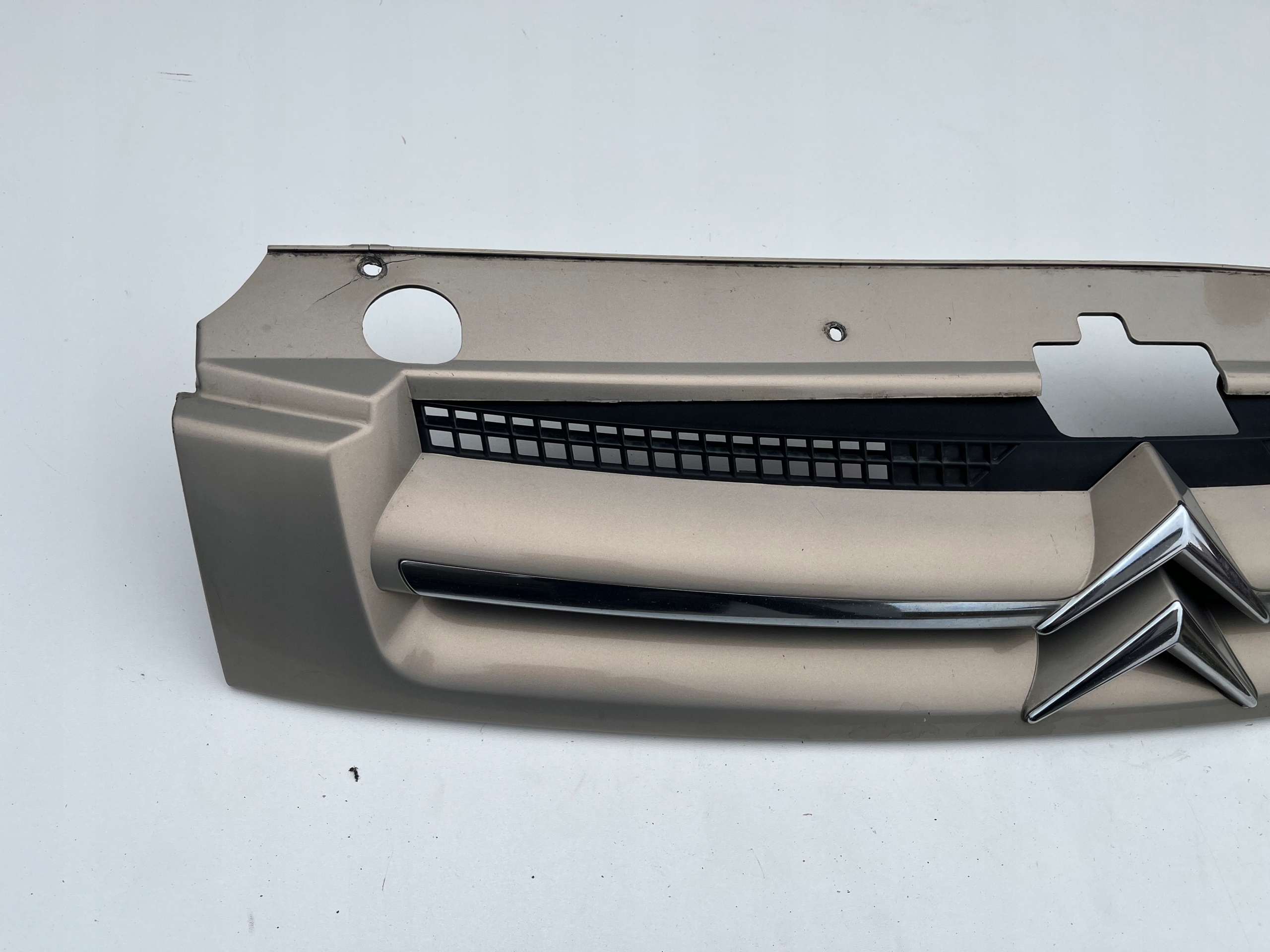 Grille Citroen BERLINGO Lift KDDC 02-08r.