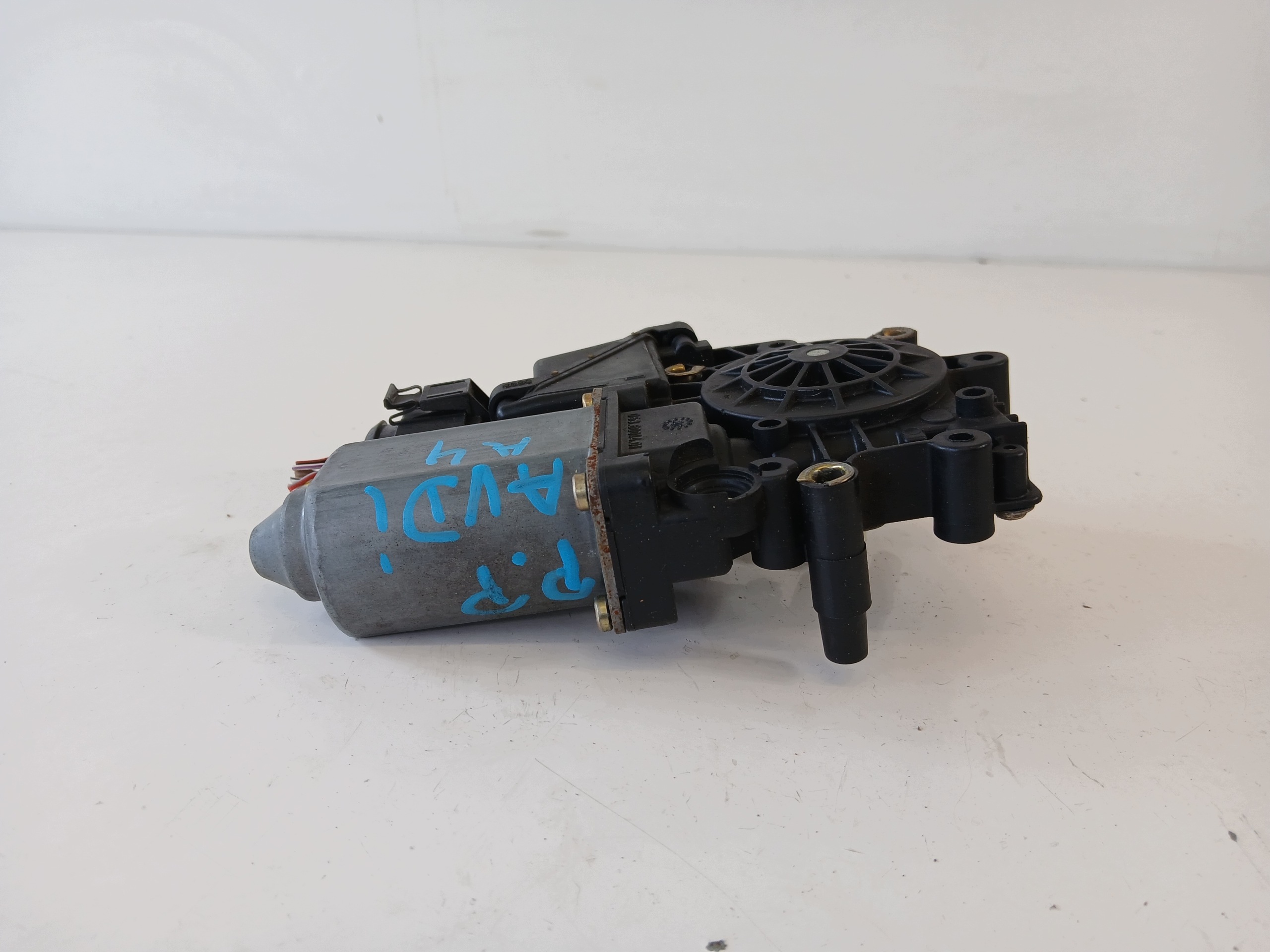 AUDI A4 B5 mini motor windows right front 114184-101