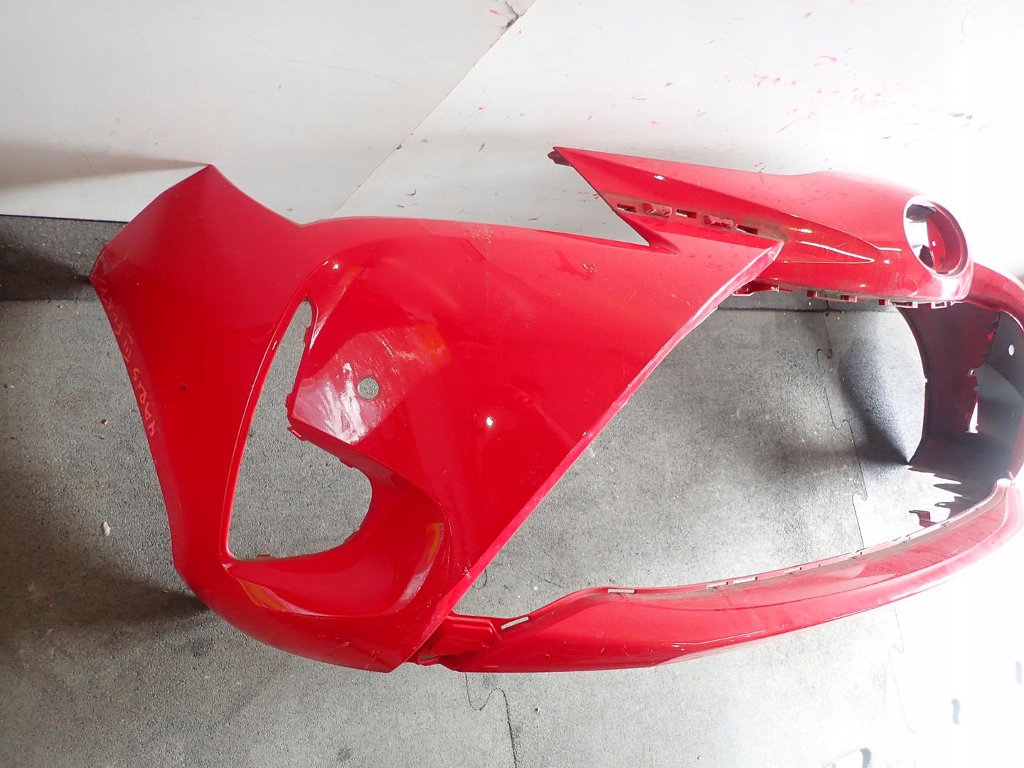bumper front front TOYOTA YARIS III LIFT IV 17