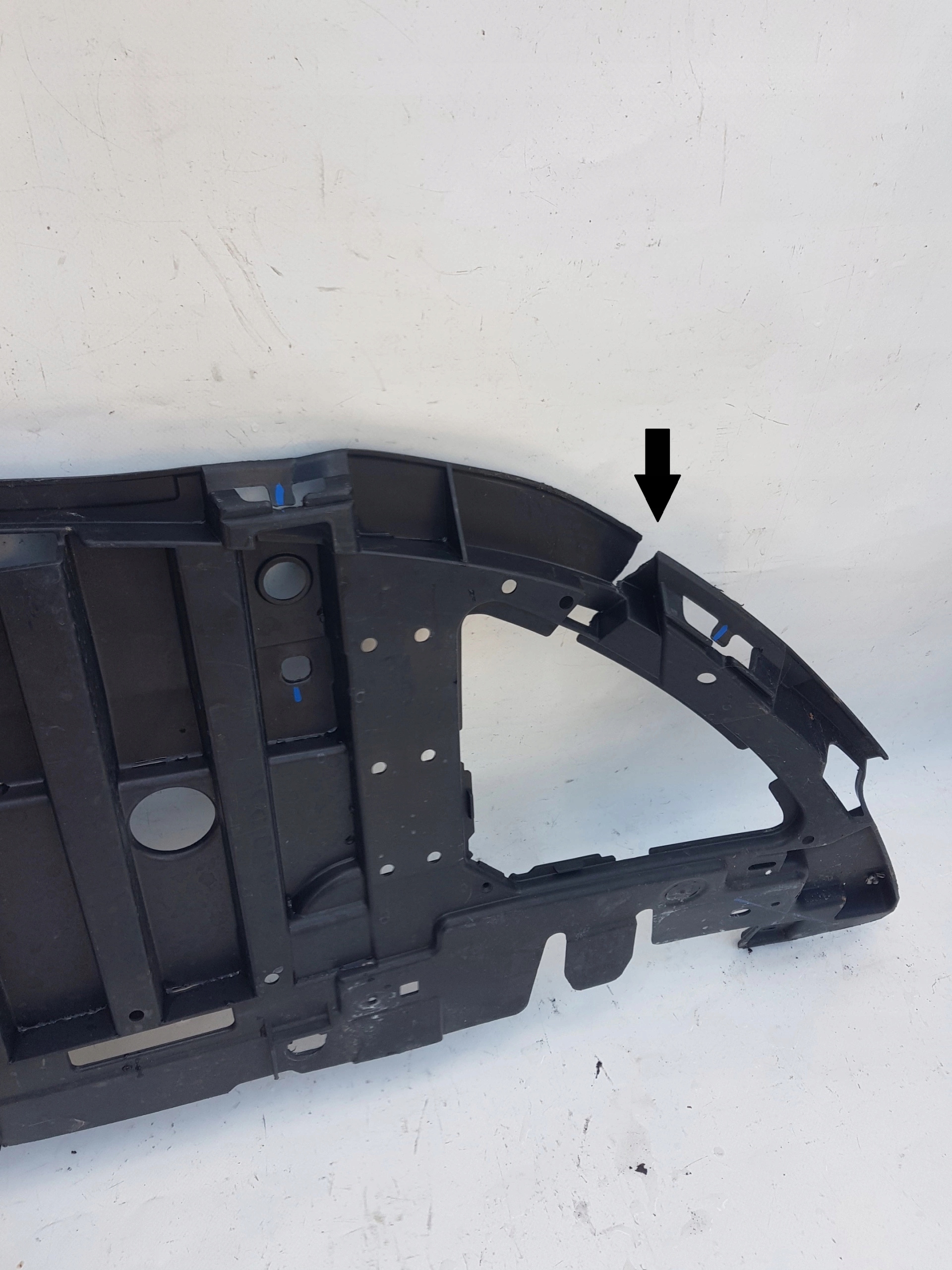 RENAULT CLIO IV OSŁONA POD ZDERZAK 622564751R Typ samochodu Samochody osobowe