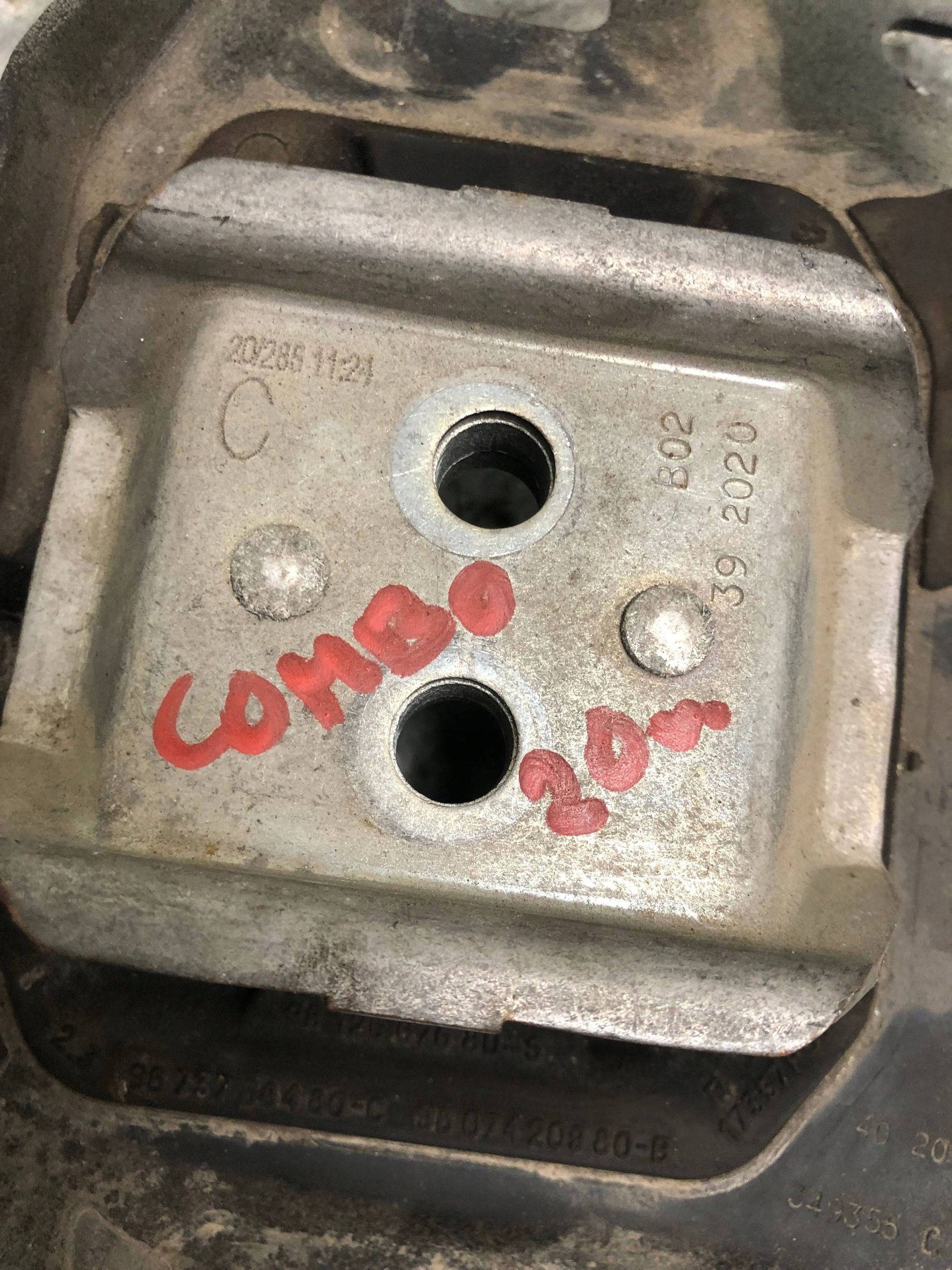 holder gearbox mounting OPEL COMBO E 9812667680