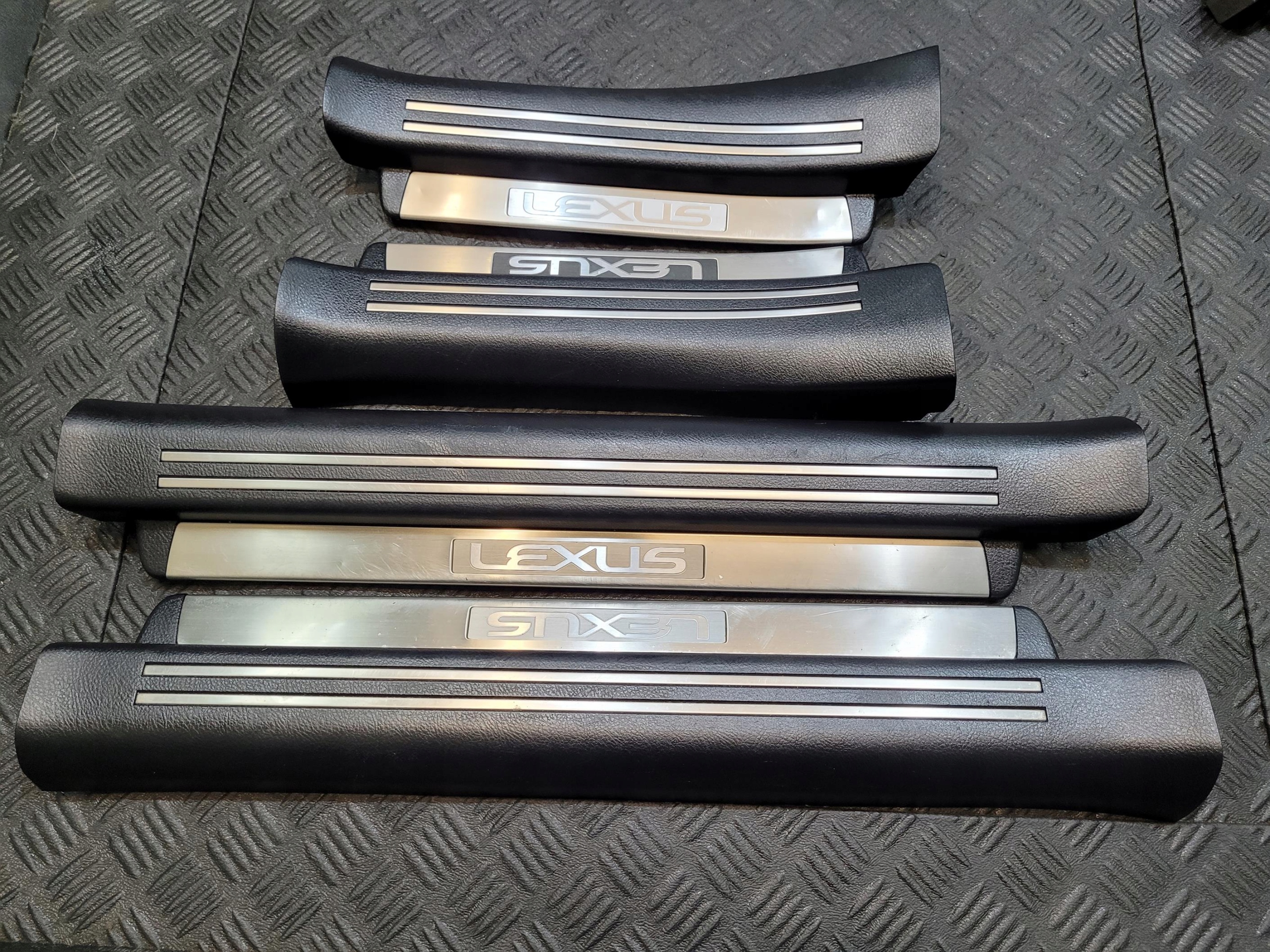 moulding cap threshold KOMPLET LEXUS LS 460 IV 600 LA20