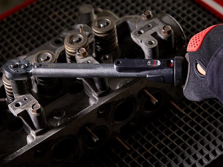 Klucz dynamometryczny 3/8" 5-50 Nm M7 Kod producenta TW-310552