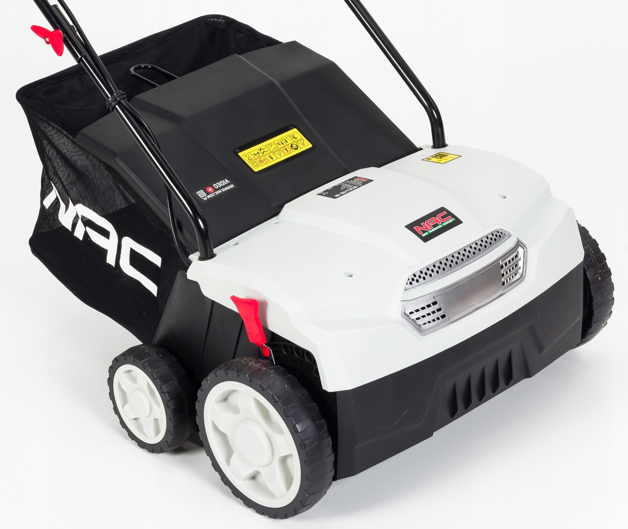 AERATOR WERTYKULATOR ELEKTRYCZNY NAC SCE140-W 1400W 32CM KOSZ 40L 1 WAŁEK Rodzaj wertykulator