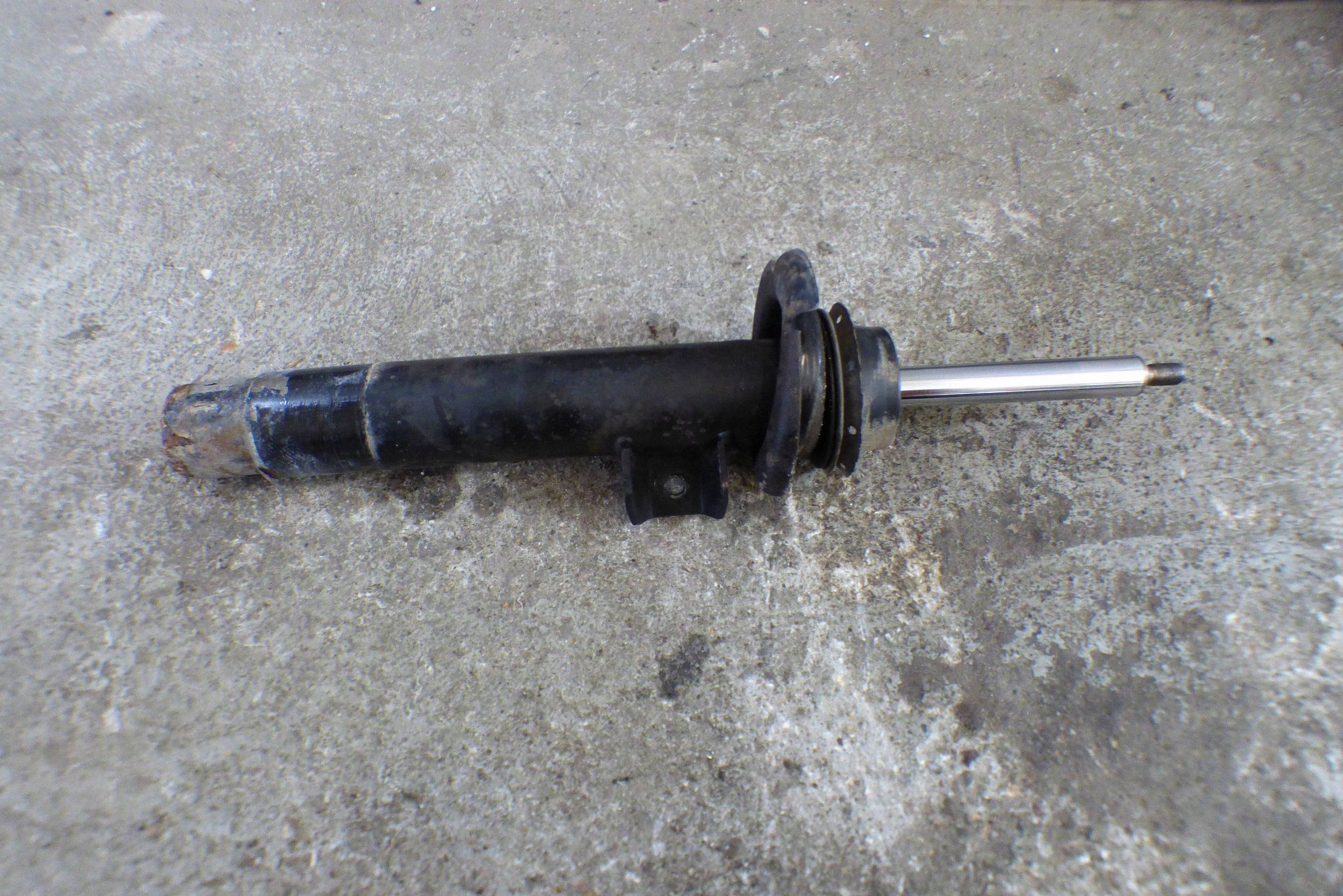 BMW 3 F30 amortizer 6850358 SPRAWNY original