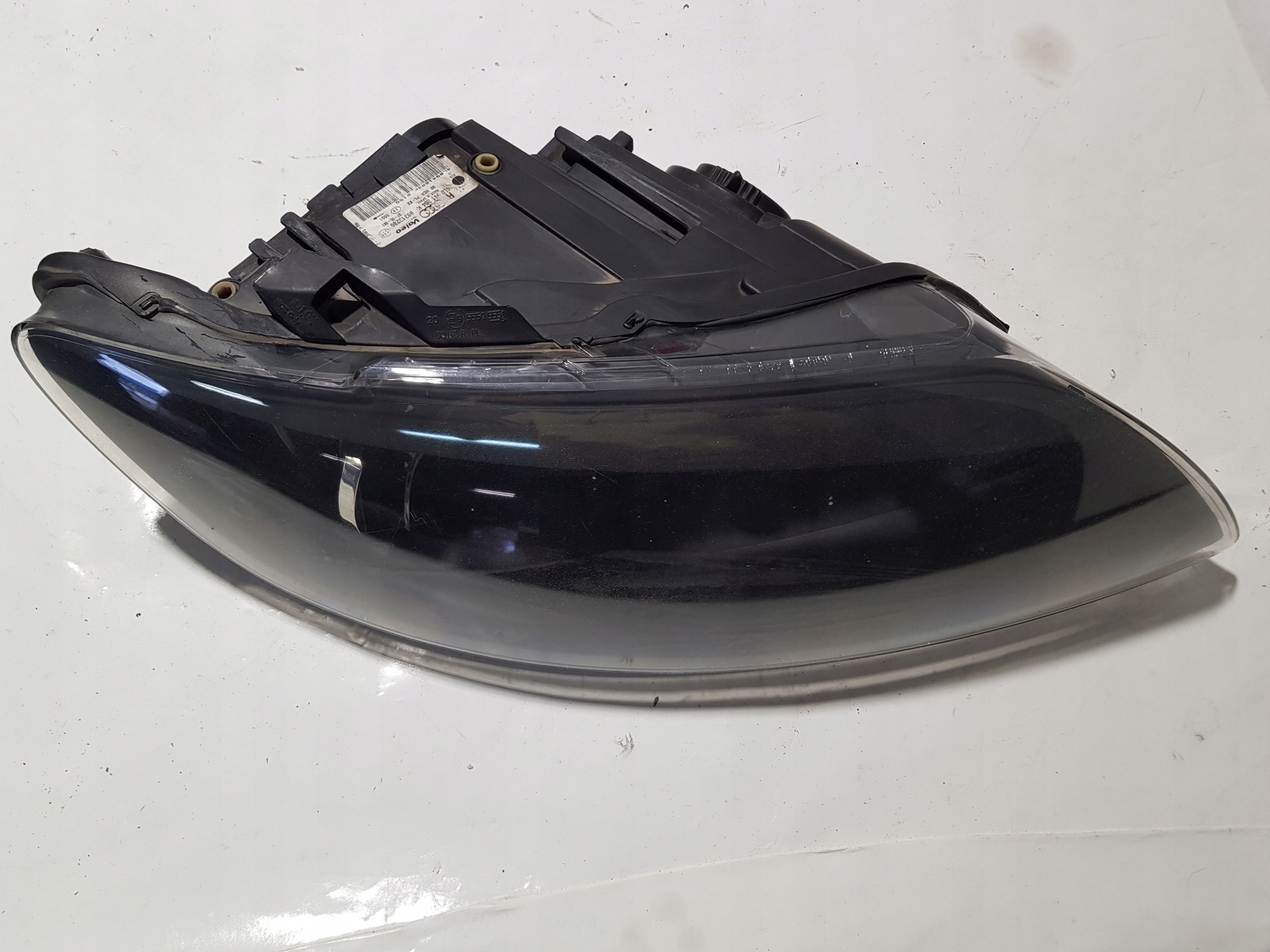 light right front AUDI Q7 4L 4L0941004K