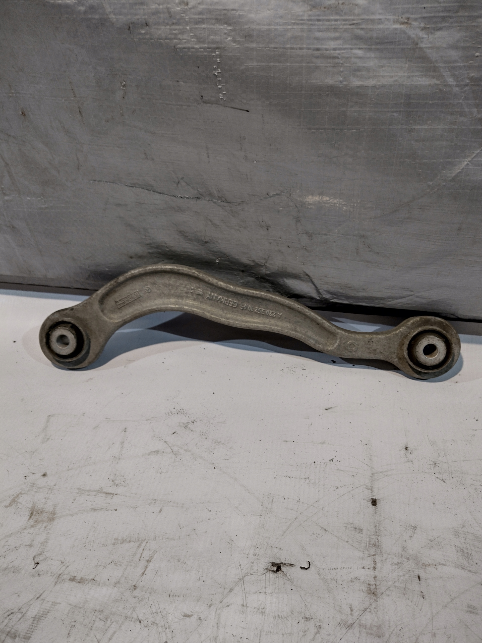 Querlenker heck Mercedes W220 3,2CDI OE 2203521005
