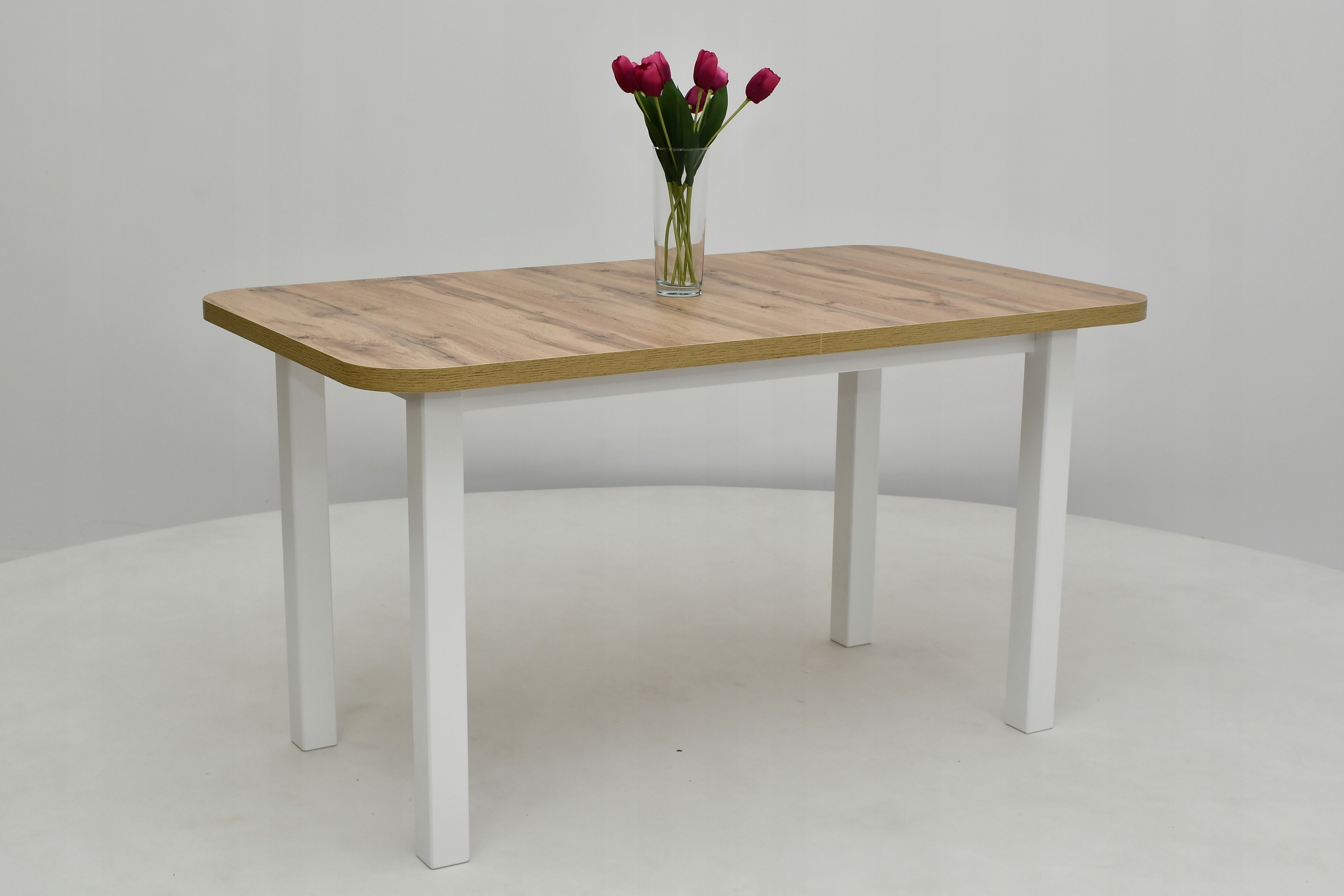 stół z zaokrąglonymi rogami, mega rozkładany stół Wenus 2 L Marka Sandow