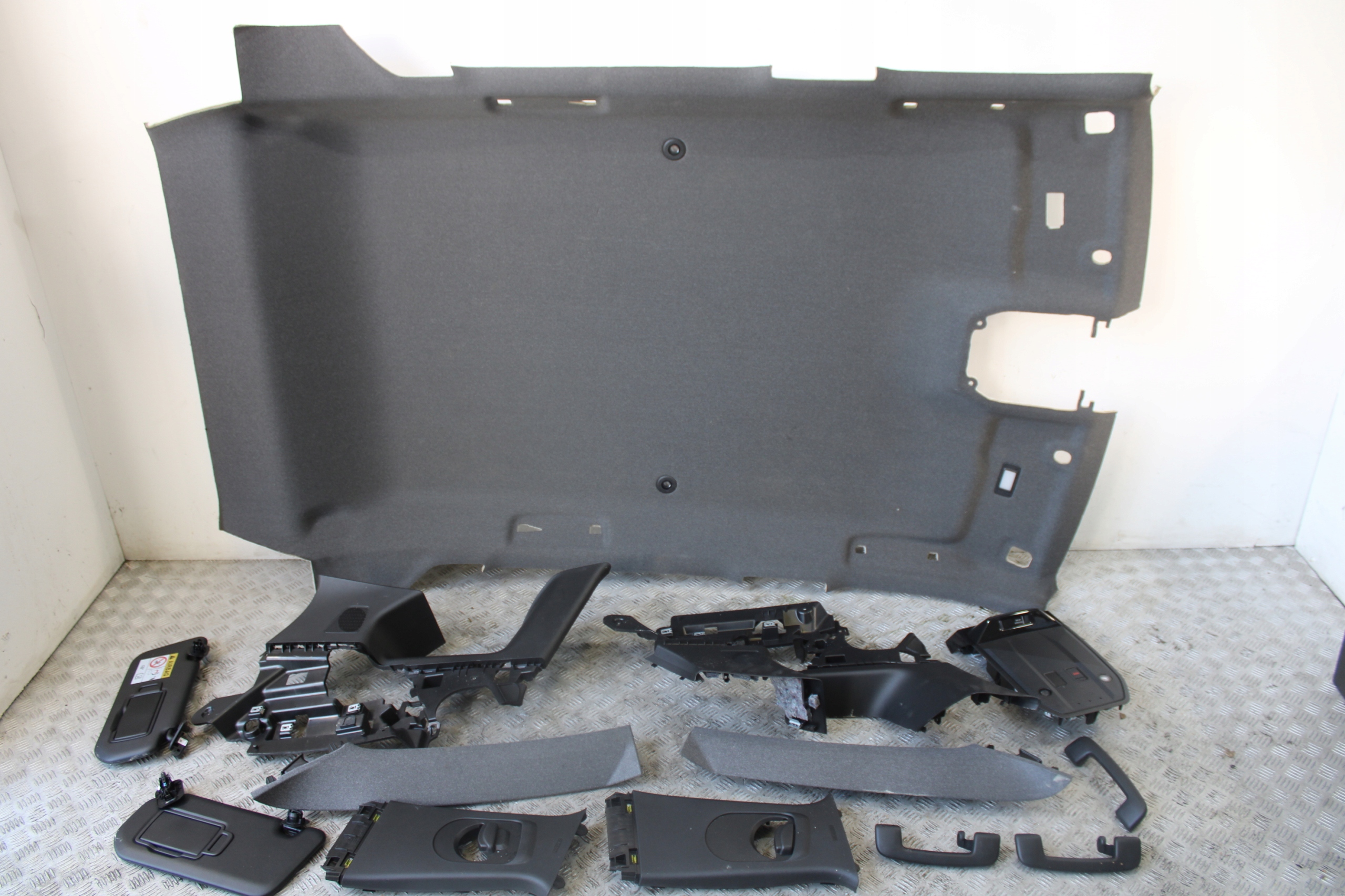 roof upholstery pillars graphitic black, RENAULT AUSTRAL