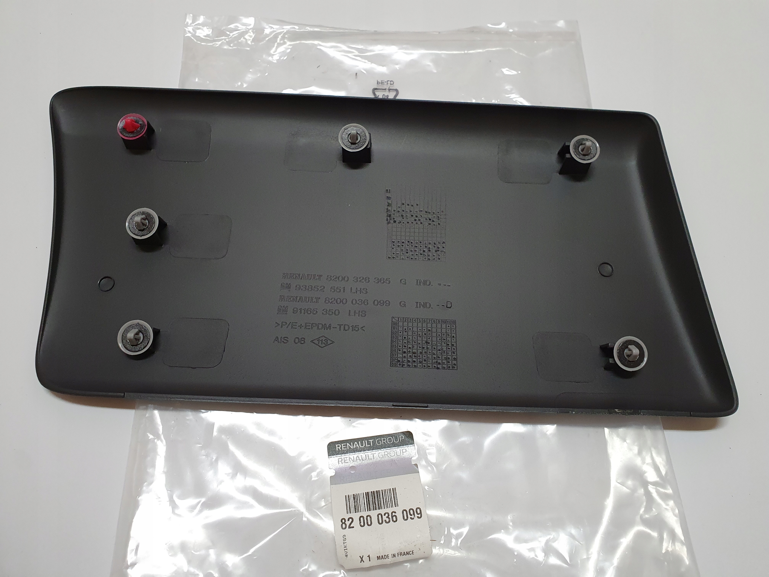 LISTWA BOCZNA LE TYŁ PRZED KOŁEM TRAFIC VIVARO 01- Producent części Renault OE