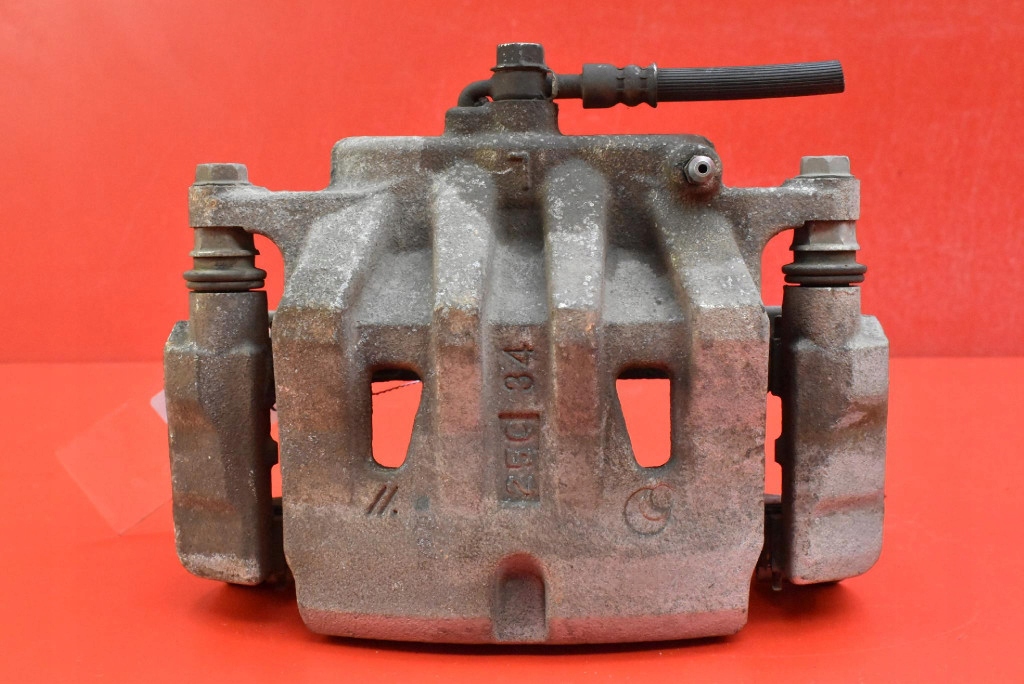 caliper brake left front TOYOTA BZ4X 204 KM 22
